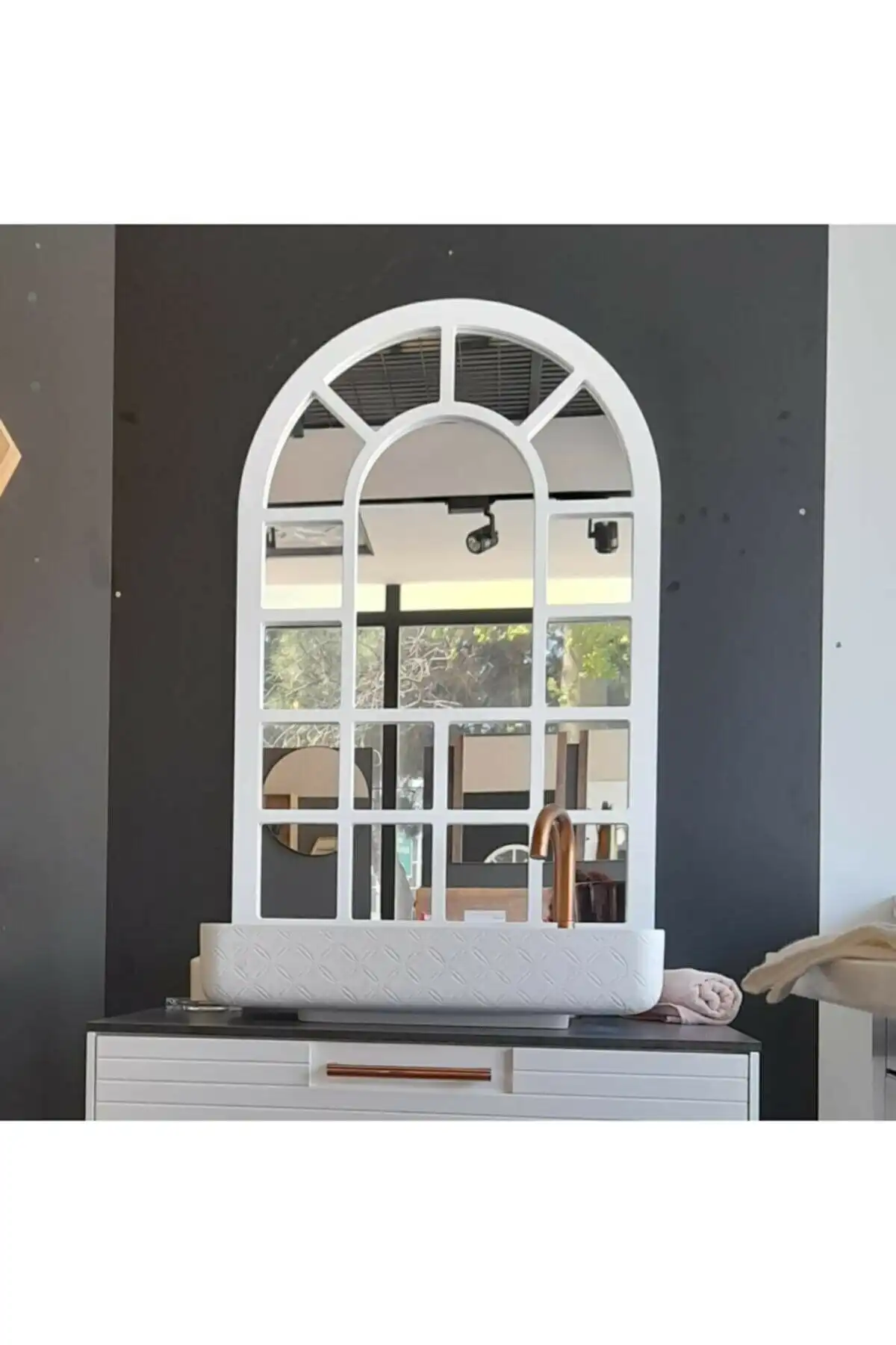 Dedeler Dekor Pencere Ayna ile Modern ve Fonksiyonel Mekanlar Yaratın