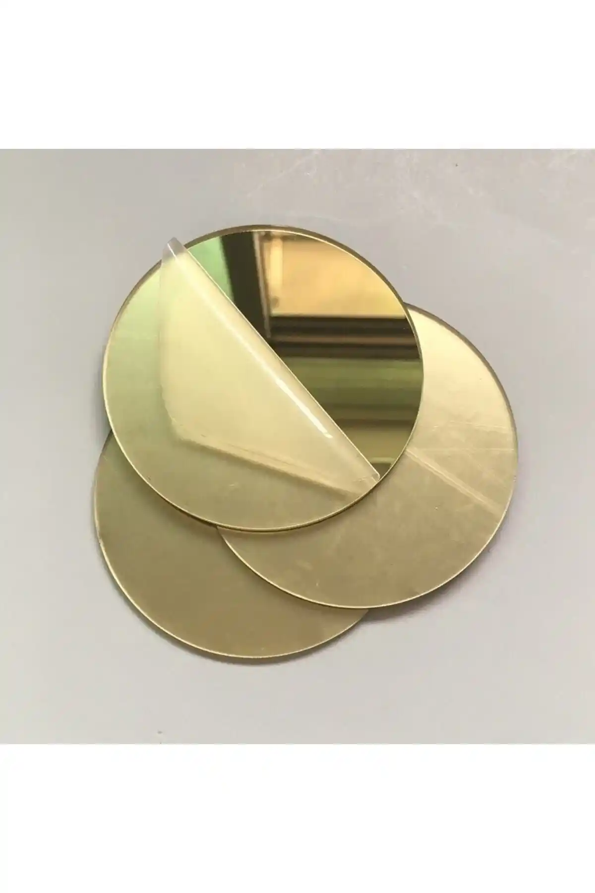 DOGA ONLINE Altın Renkli Yapışkanlı Pleksi Levha ile Estetik ve Fonksiyonellik