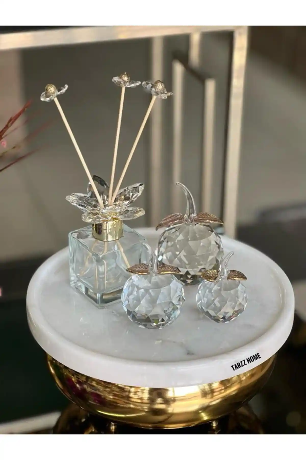 ArzzHome 3'lü Kristal Elma Obje Seti: Modern Ev Dekorasyonuna Şıklık Katın