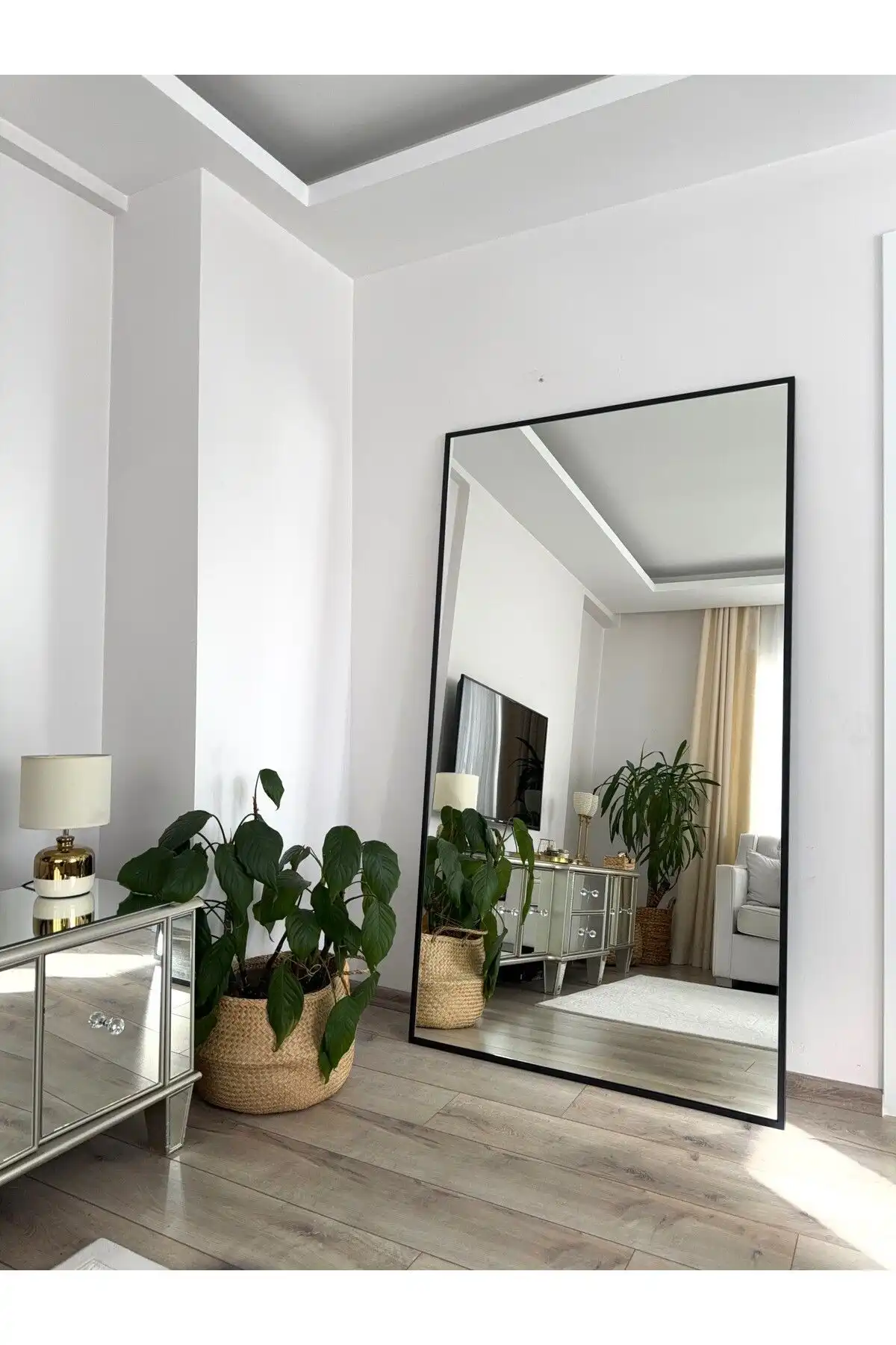 EFFE YAPI DEKOR Siyah Metal Çerçeveli 180x100 Cm Duvara Monte Boy Aynası