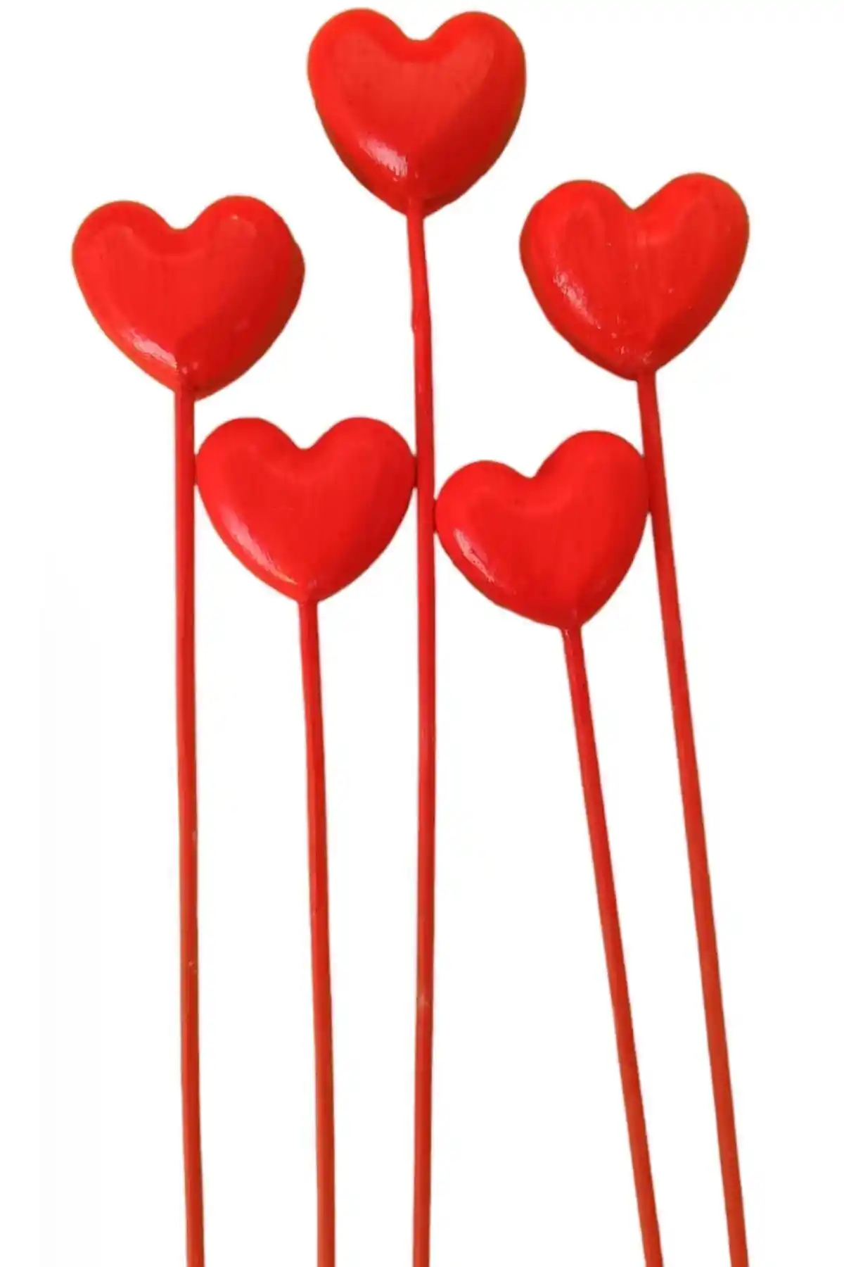 Kalp Şeklinde Kırmızı Saksı Süsü ile Evinizi Şıklığa Kavuşturun