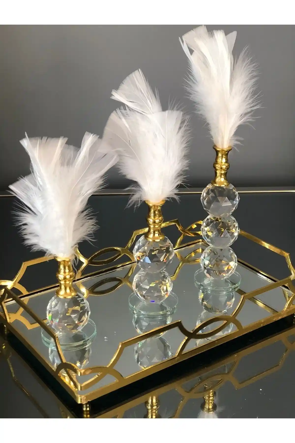 Masalsı Concept Üçlü Kristal Gold Tüylük ile Evinize Estetik Bir Dokunuş Katın