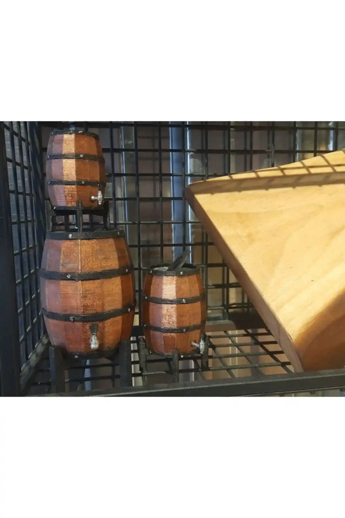 EYA STUDIO Dekoratif Antik Fıçı Seti 02 ile Mekanlarınıza Rustic Hava Katın