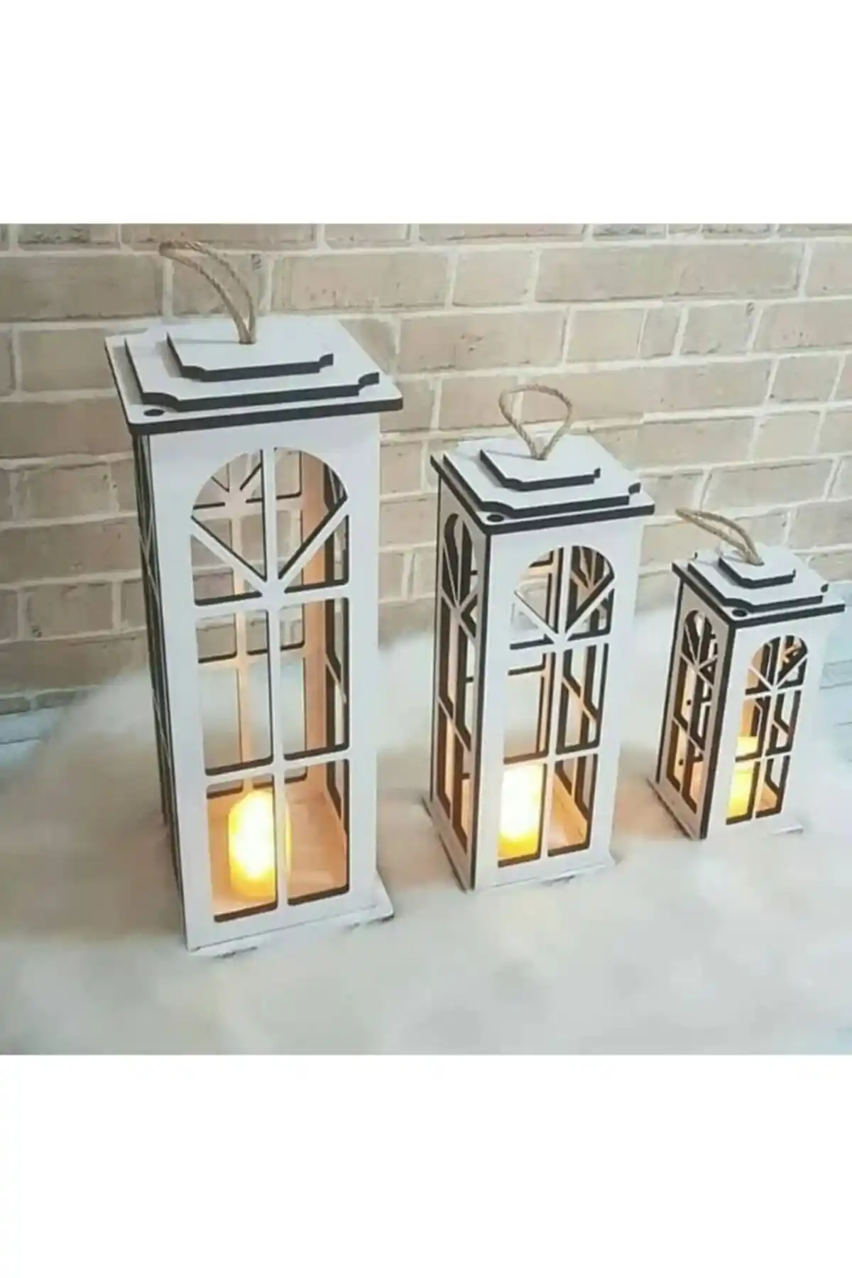 PLANET STORE Dekoratif Ahşap Üçlü Fenerlik ile Evinize Sıcaklık Katın