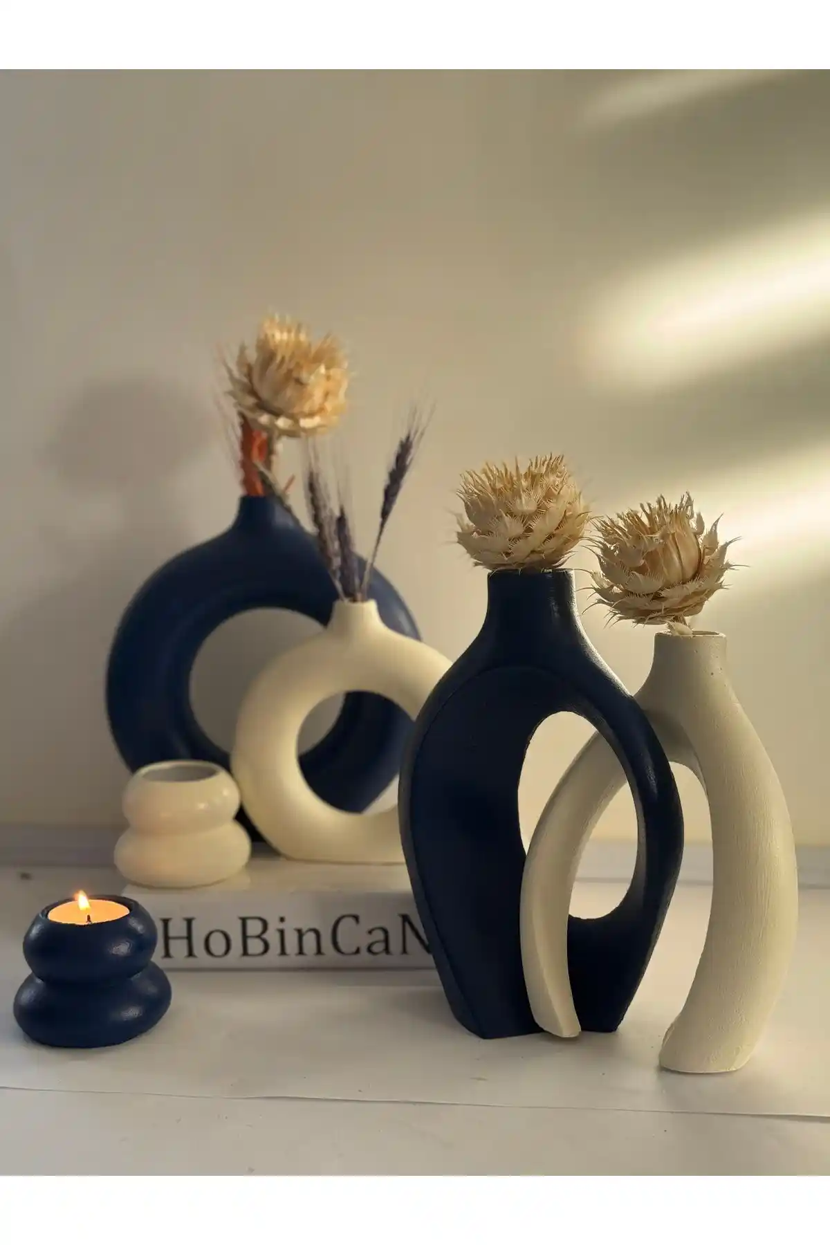 Estetik ve Fonksiyonel BLANJ Lacivert - Krem Sevgili Vazo Seti ile Mekanınıza Şıklık Katın