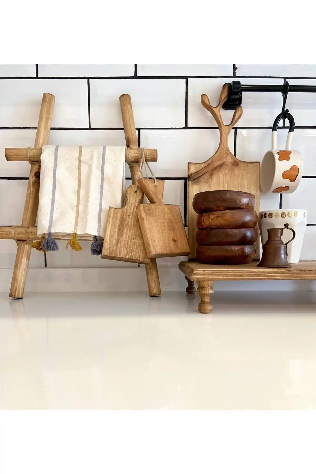 Köksal Atölye Dekoratif Mini Merdiven ile Şıklık ve Fonksiyonellik Temin Edin