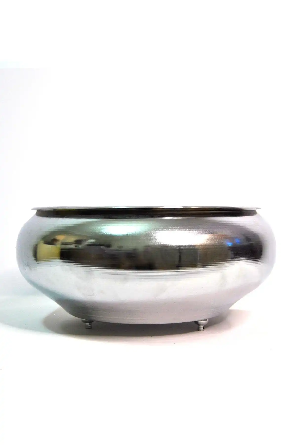 Lilac Home Gümüş Ufo Vazo: Modern Tasarım ve Fonksiyonel Kullanım İle Şıklık