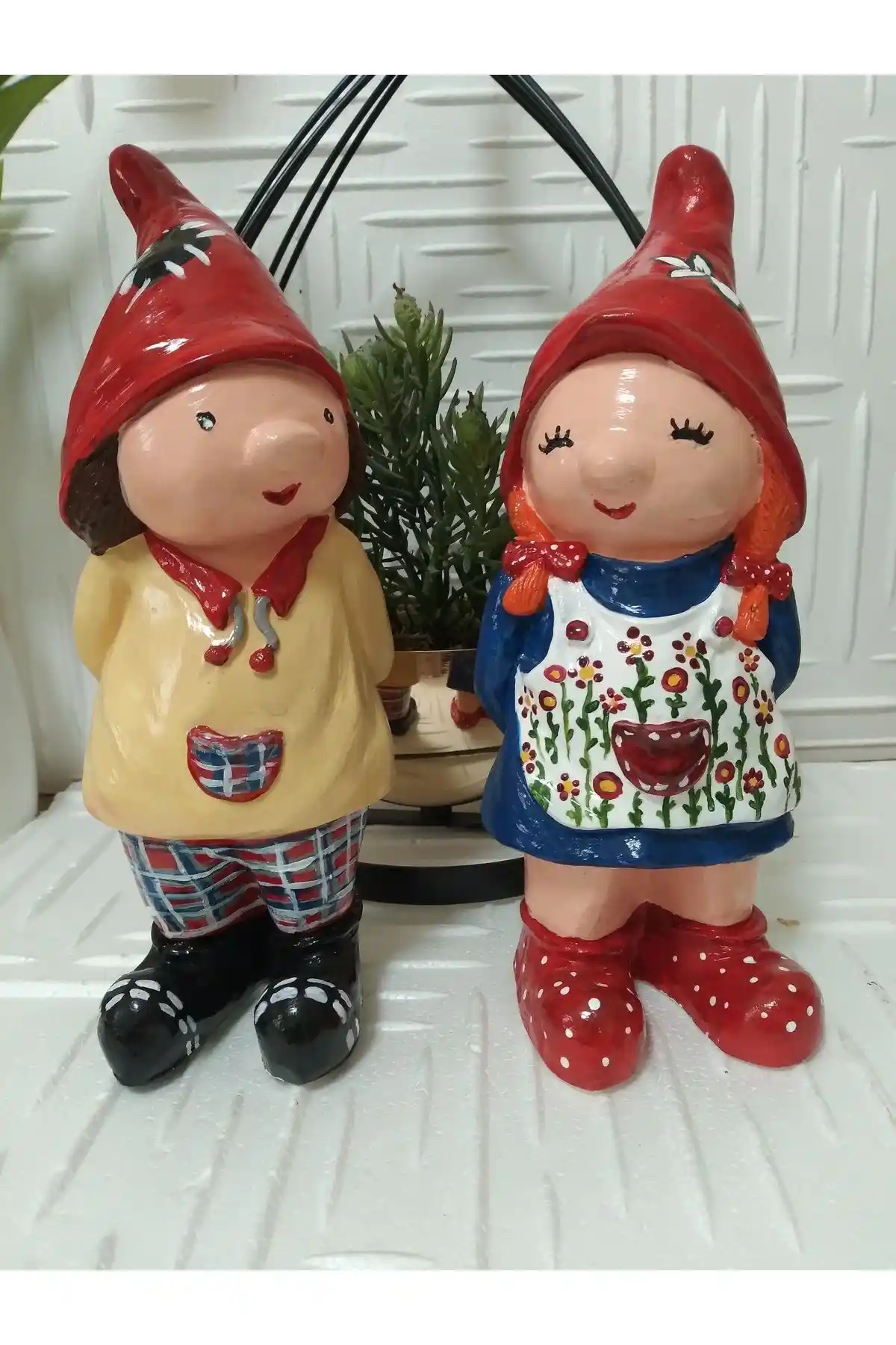 Polyester Cüce: Estetik ve Dayanıklı Bahçe Dekorasyon Aksesuarı