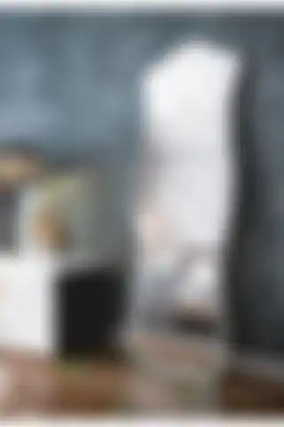 Rivomo Beyaz Dekoratif Boy Aynası: Şıklık ve İşlevsellik Bir Arada