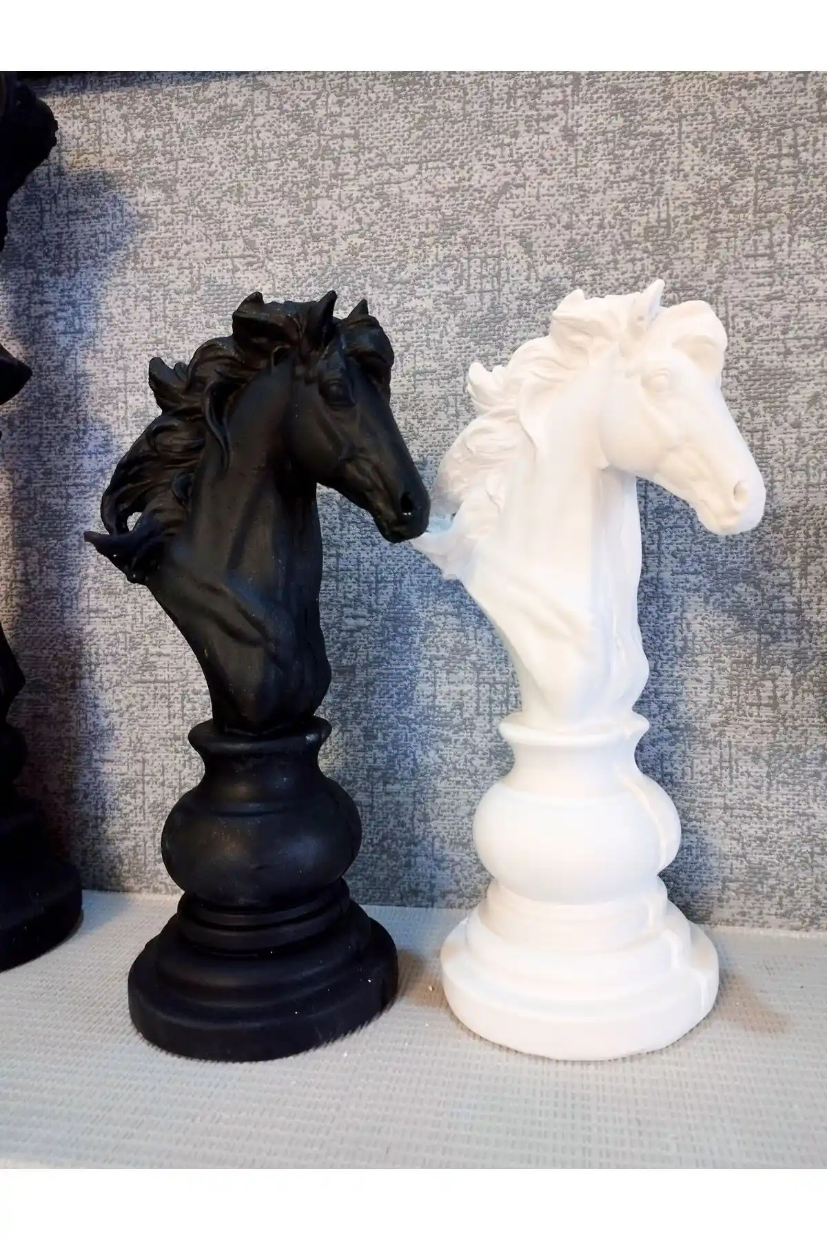 Dekoratif 2'li Satranç At Biblo İncelemesi: Estetik ve Fonksiyonalite