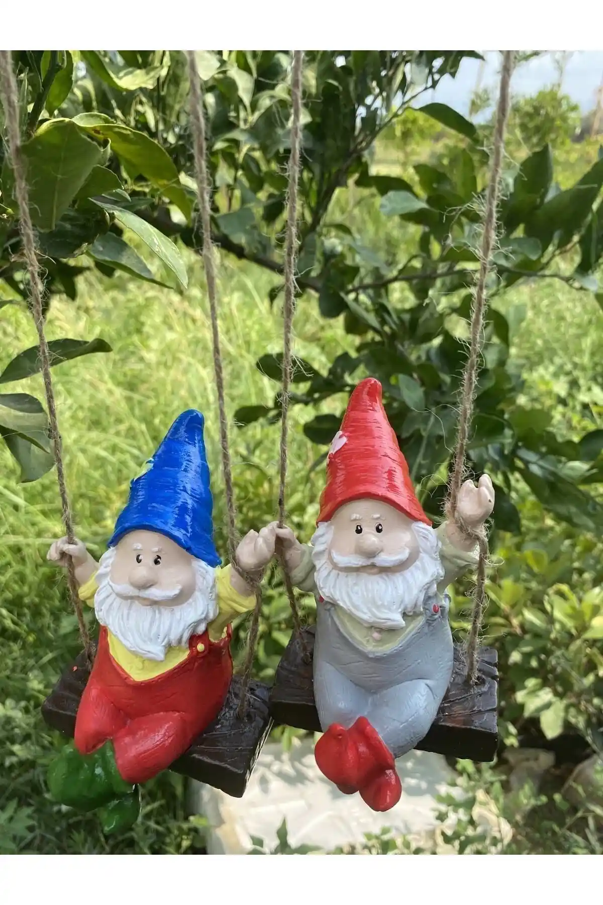 Dikenlitel2’li Sallanan Cüce Bahçe Balkon Süsü ile Eşsiz Dekorasyon Seçenekleri