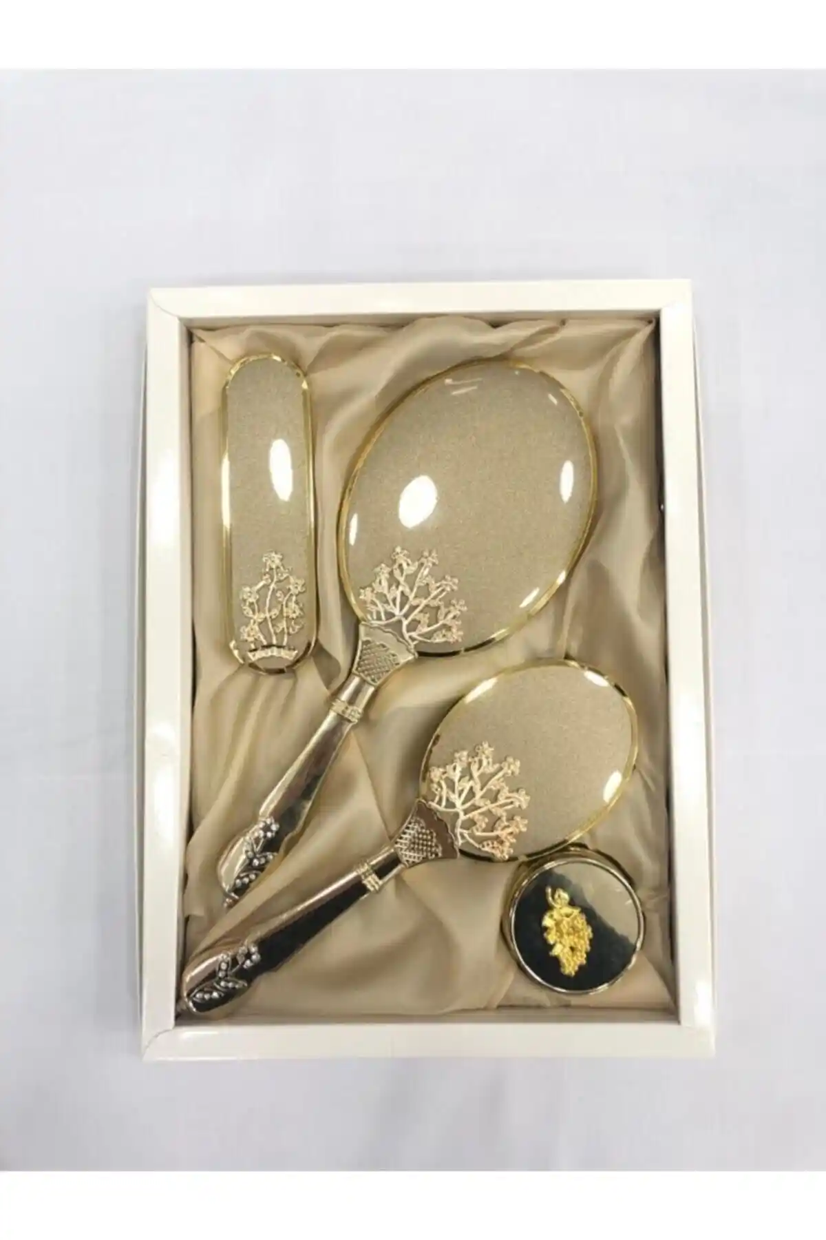 HAYIRLIGROUP Çeyizce Gelin Dörtlü Ayna Tarak Seti Gold: Estetik ve Fonksiyonel