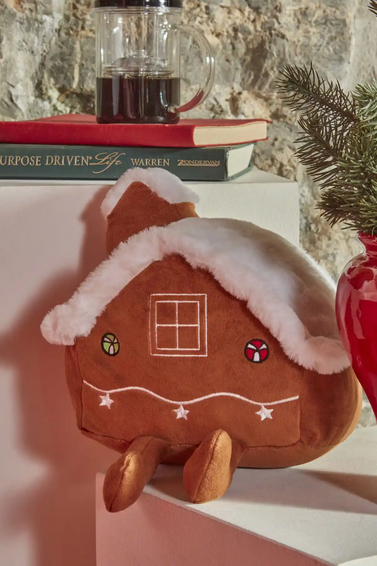 Sarah Anderson Yılbaşı Ginger Home Şekilli Kırlent - Estetik ve Fonksiyonel Dekorasyon