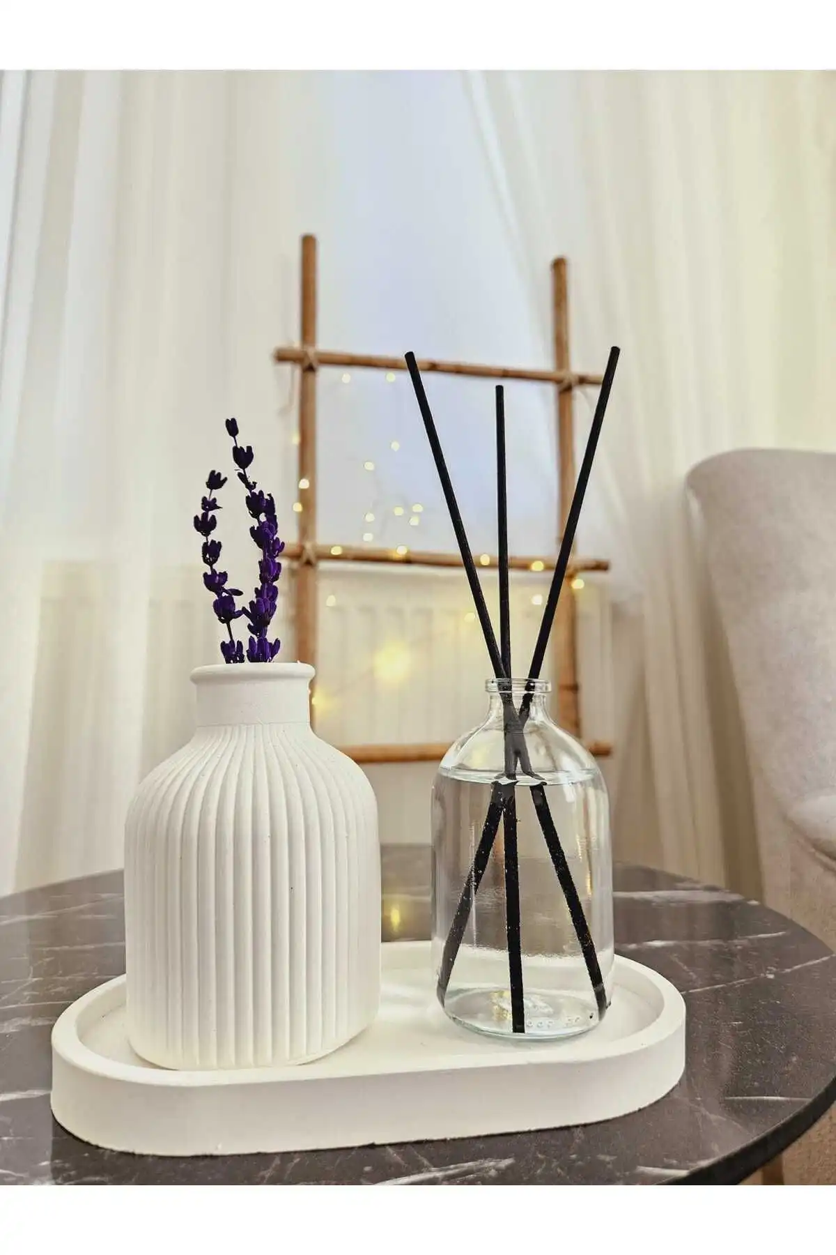 Modern ve Fonksiyonel Dekoratif Mini Pampas Kuru Çiçek Vazosu ile Evinizi Süsleyin
