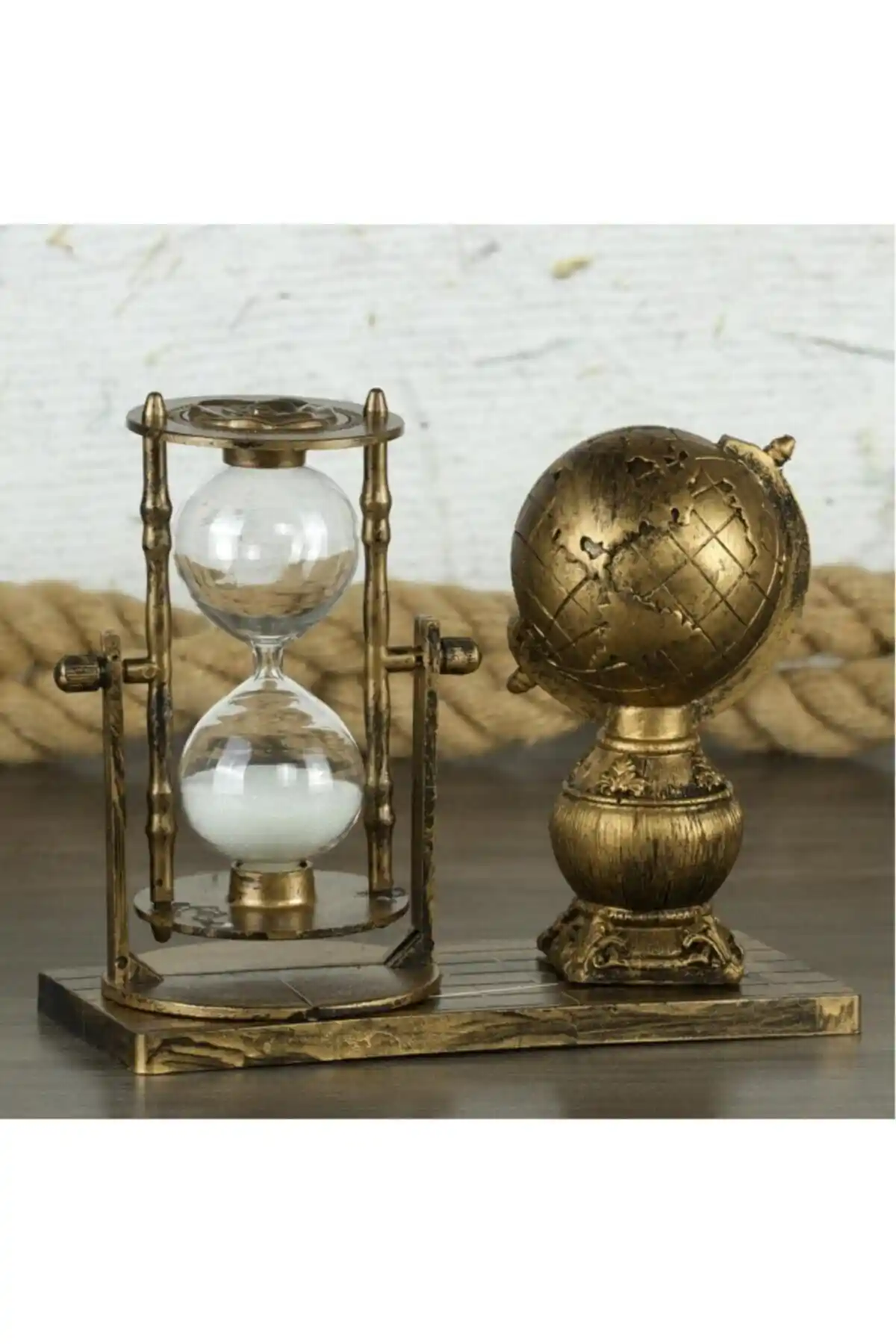 ZarifGold Kum Saatli Dünya Biblo HD479 ile Modern Dekorasyonun Şıklığı