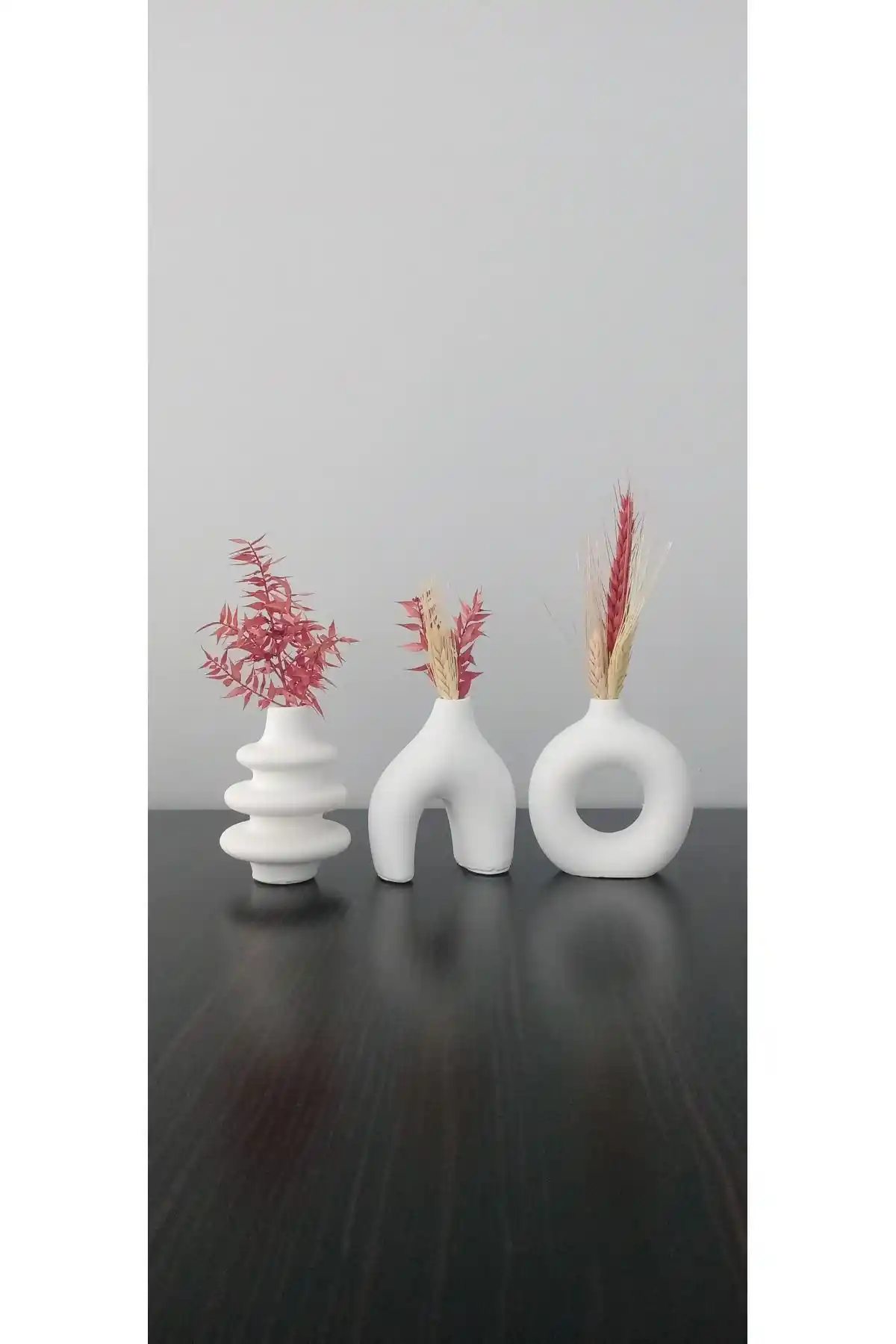 BayCazipMinimal Vazo Set: Modern Estetik ve Fonksiyonun Birleşimi