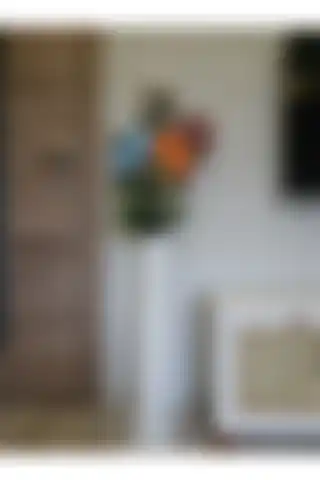 Ekinokshome Ahşap Dekoratif Vazo: İşlevselliği ve Estetiği Birleştiren İdeal Seçim