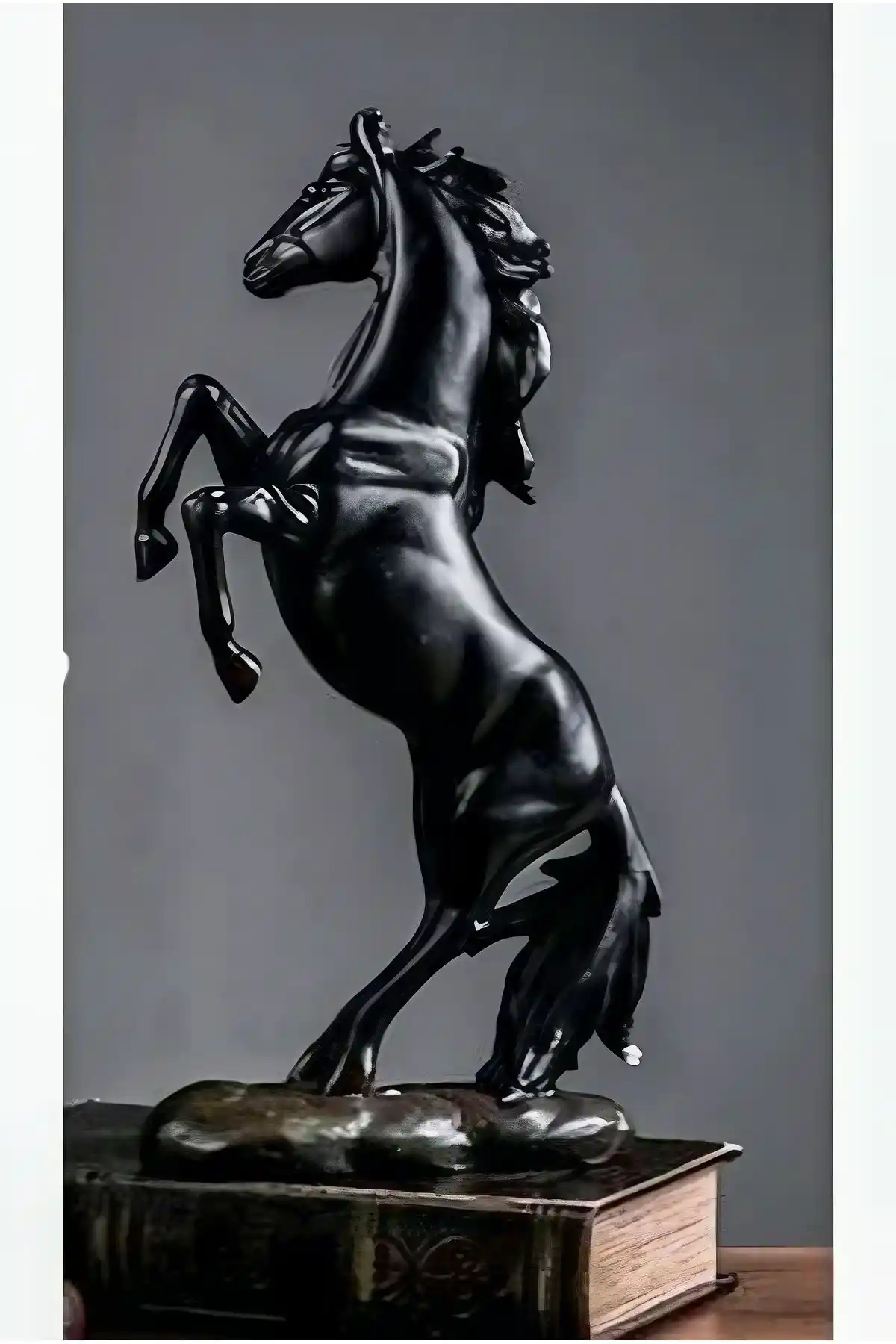 Tual Hobi Sanat Dekoromi Şahlanan At Heykeli ile Modern İç Mekanlarınızı Şıklaştırın