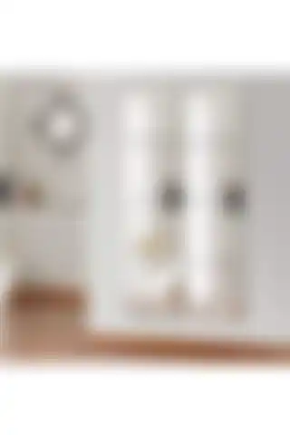 ART ELEGANCE Kare 8 Parçalı 30x30 Pleksi Boy Aynası – Estetik ve Fonksiyonel Çözüm