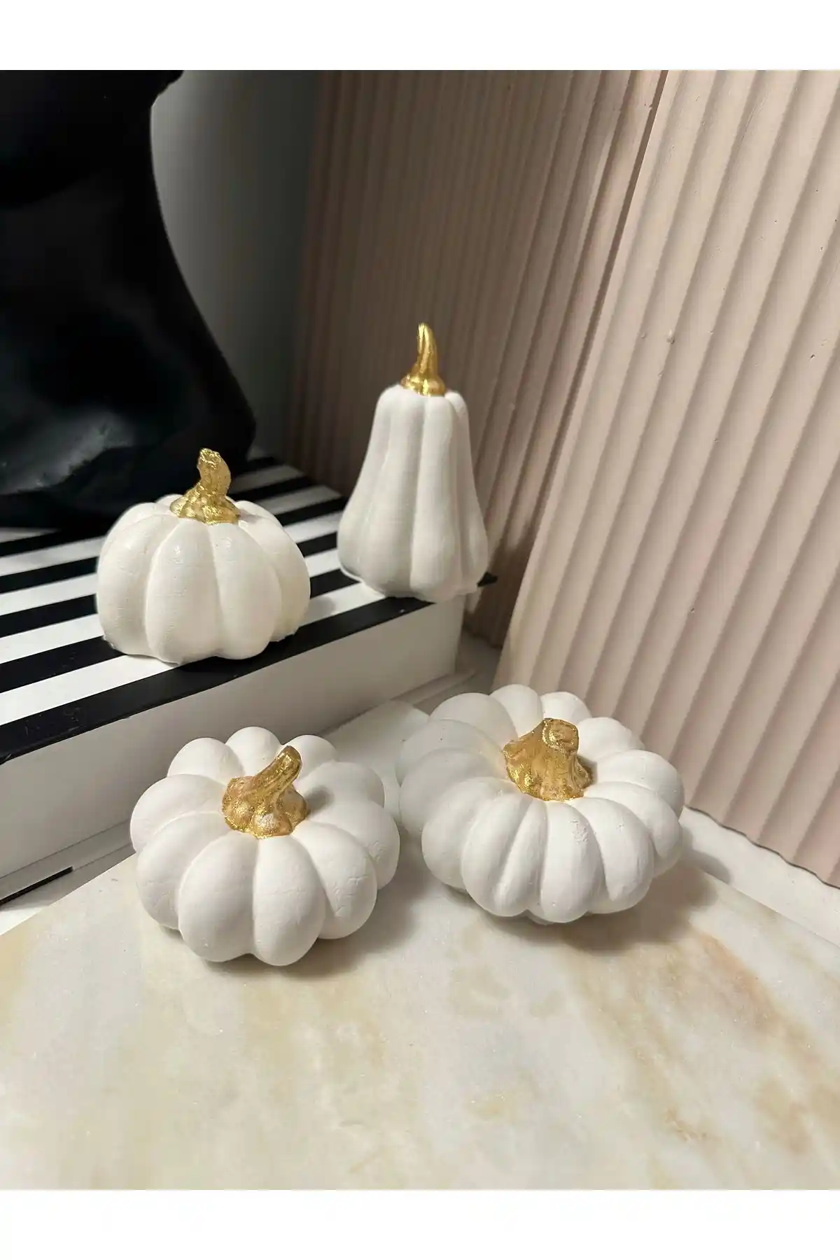 Bautinq Store El Yapımı 4’lü Balkabağı Figürü ile Modern ve Estetik Dekorasyon