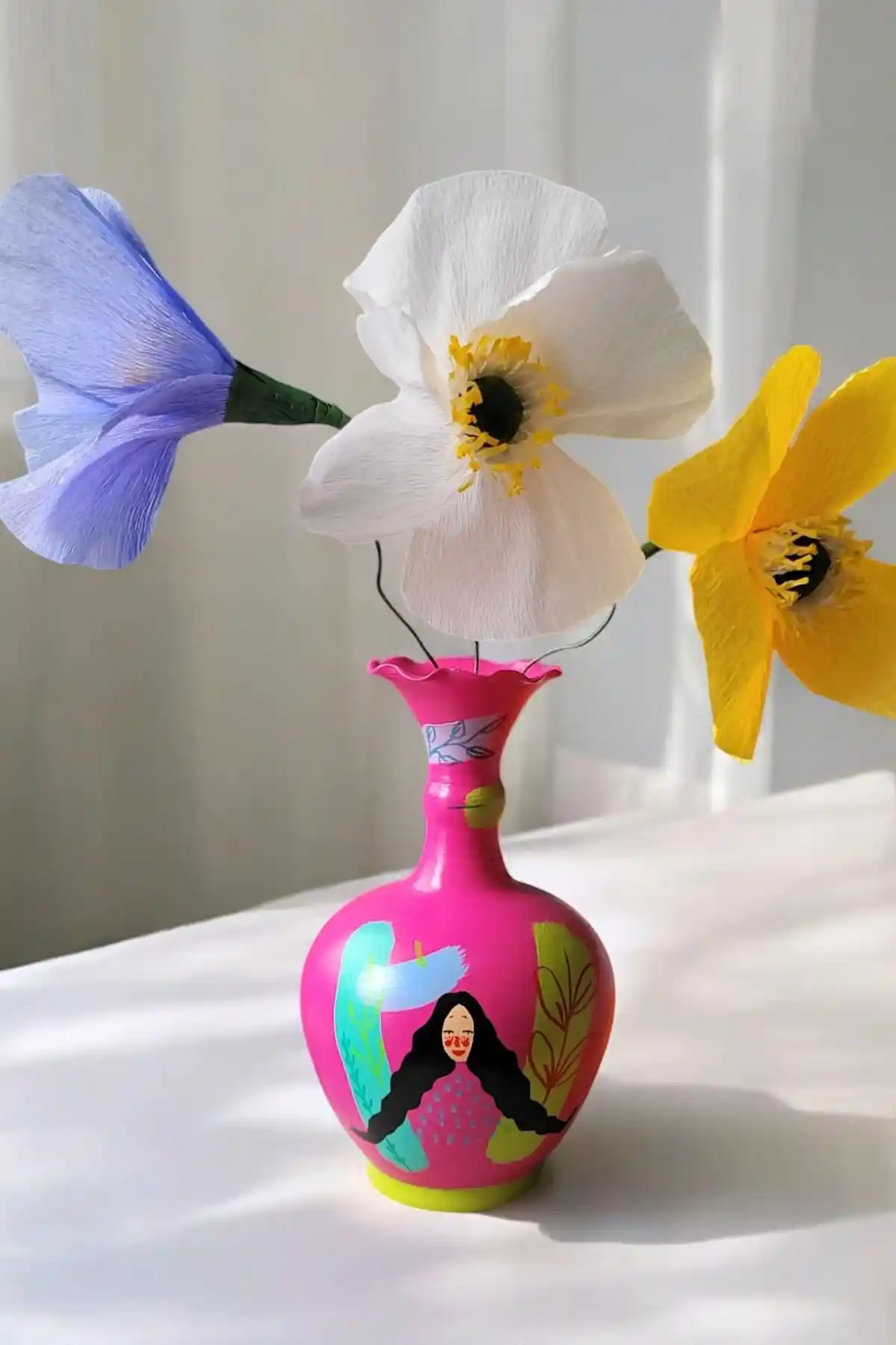 Eşsiz Tasarımı ile ARİENEL Dekoratif Seramik Vazo: Estetik ve Kalite