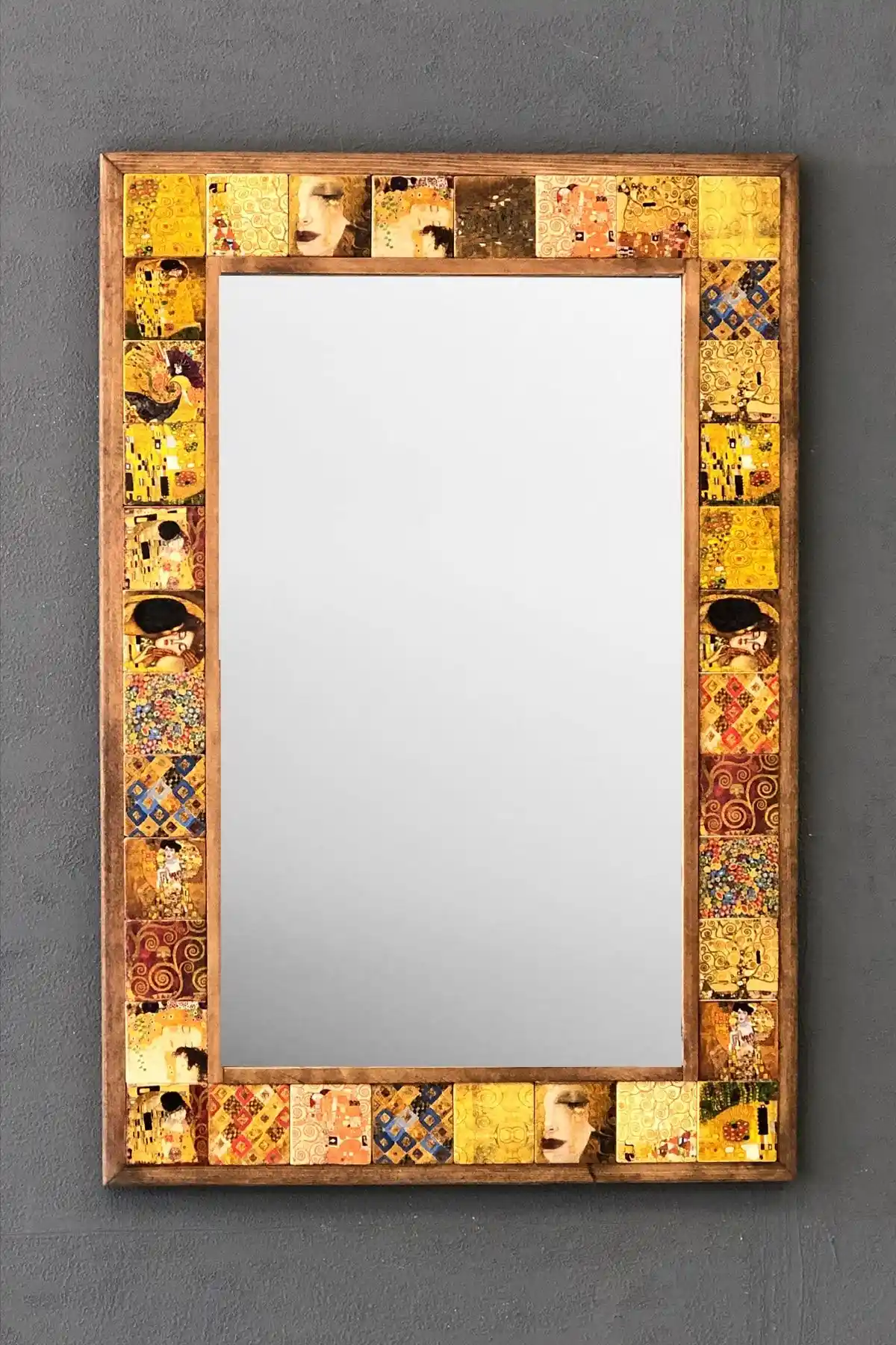 Oscar Stone Decor'un Estetik Mozaik Taş Aynası ile Şıklığı Evlerinize Taşıyın