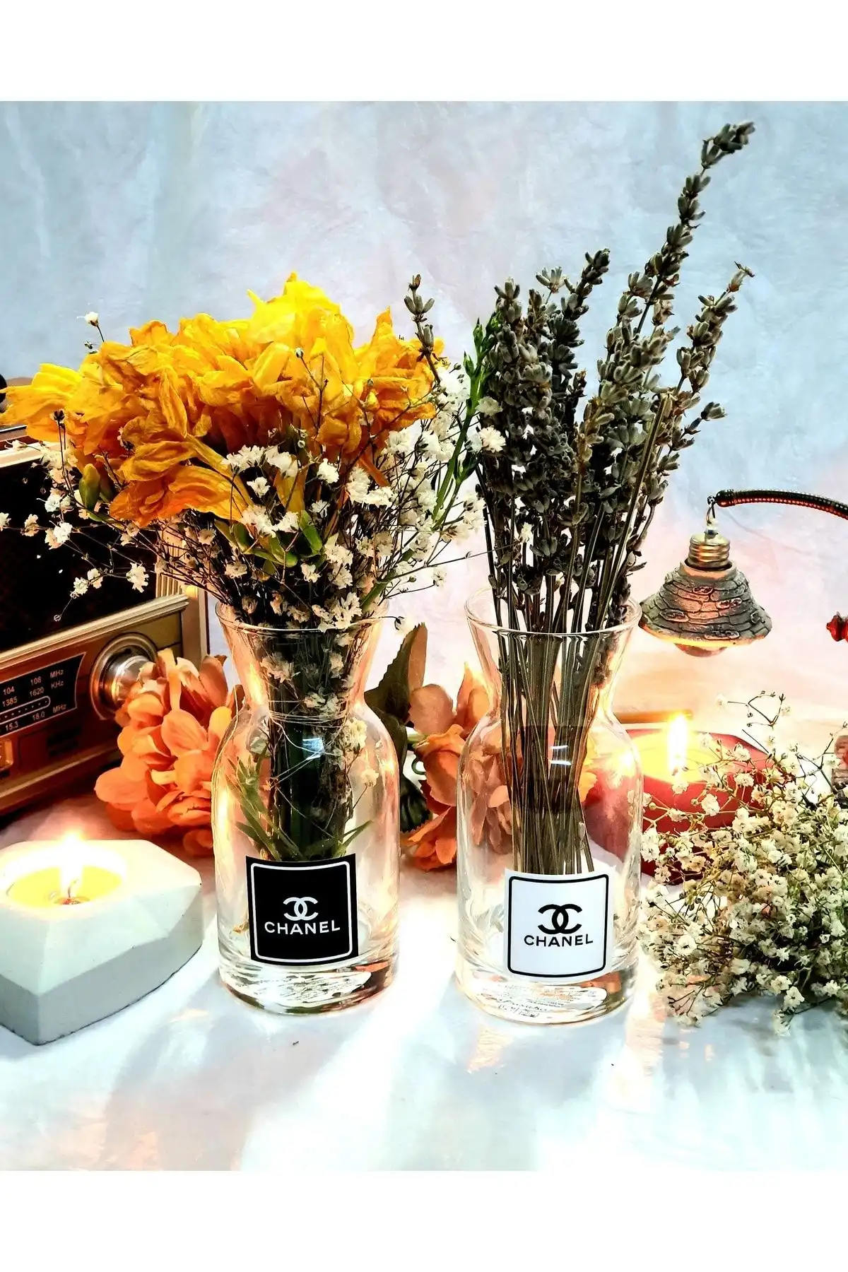 Saccura Decor Cam Vazo Chanel Set: Şıklık ve Fonksiyonelliğin Bir Arada