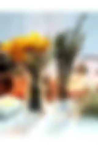 Saccura Decor Cam Vazo Chanel Set: Şıklık ve Fonksiyonelliğin Bir Arada