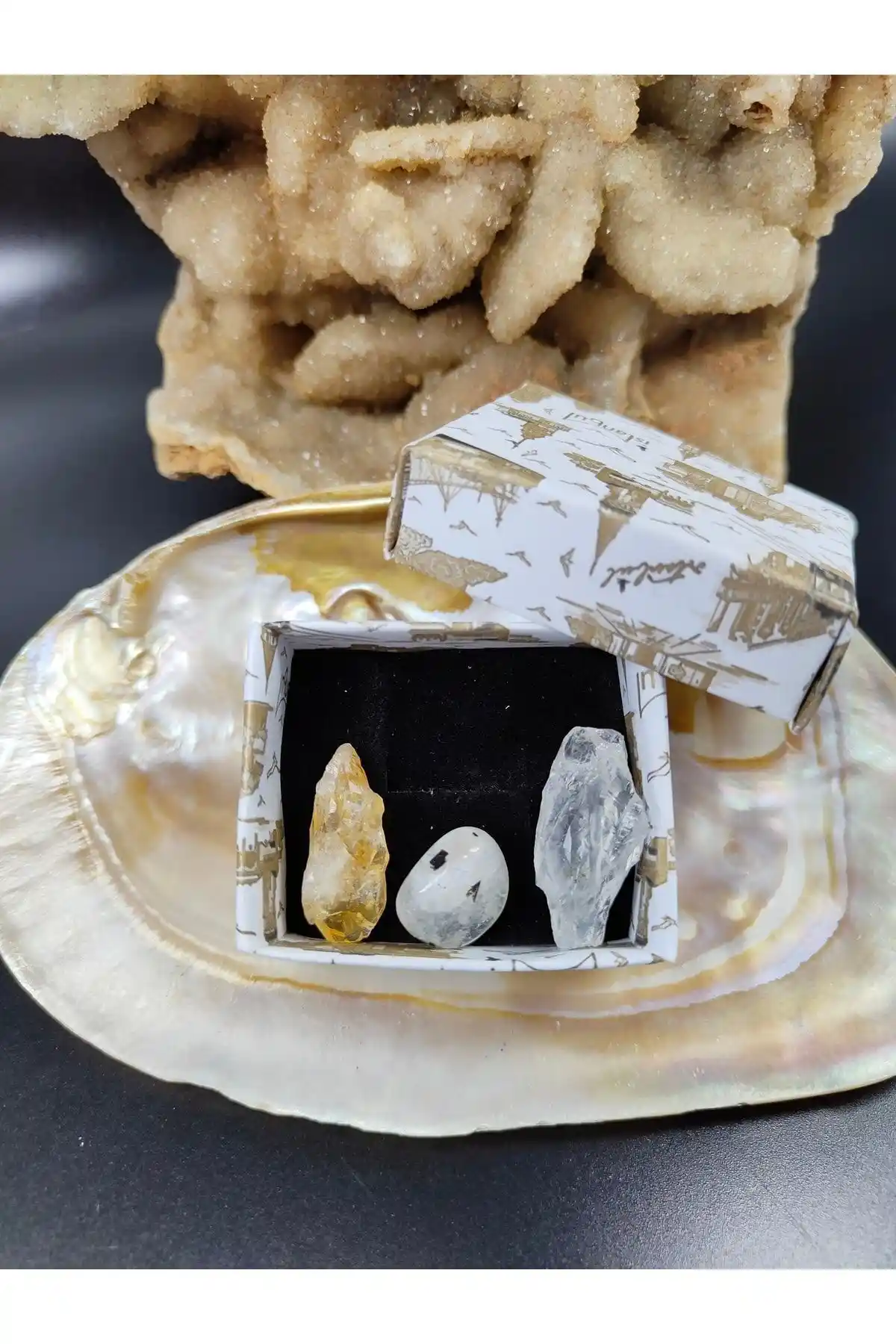 Doğal Taş Delisi Sitrin, Aytaşı ve Kristal Kuvars Doğal Taş Cüzdanın Özellikleri ve Faydaları