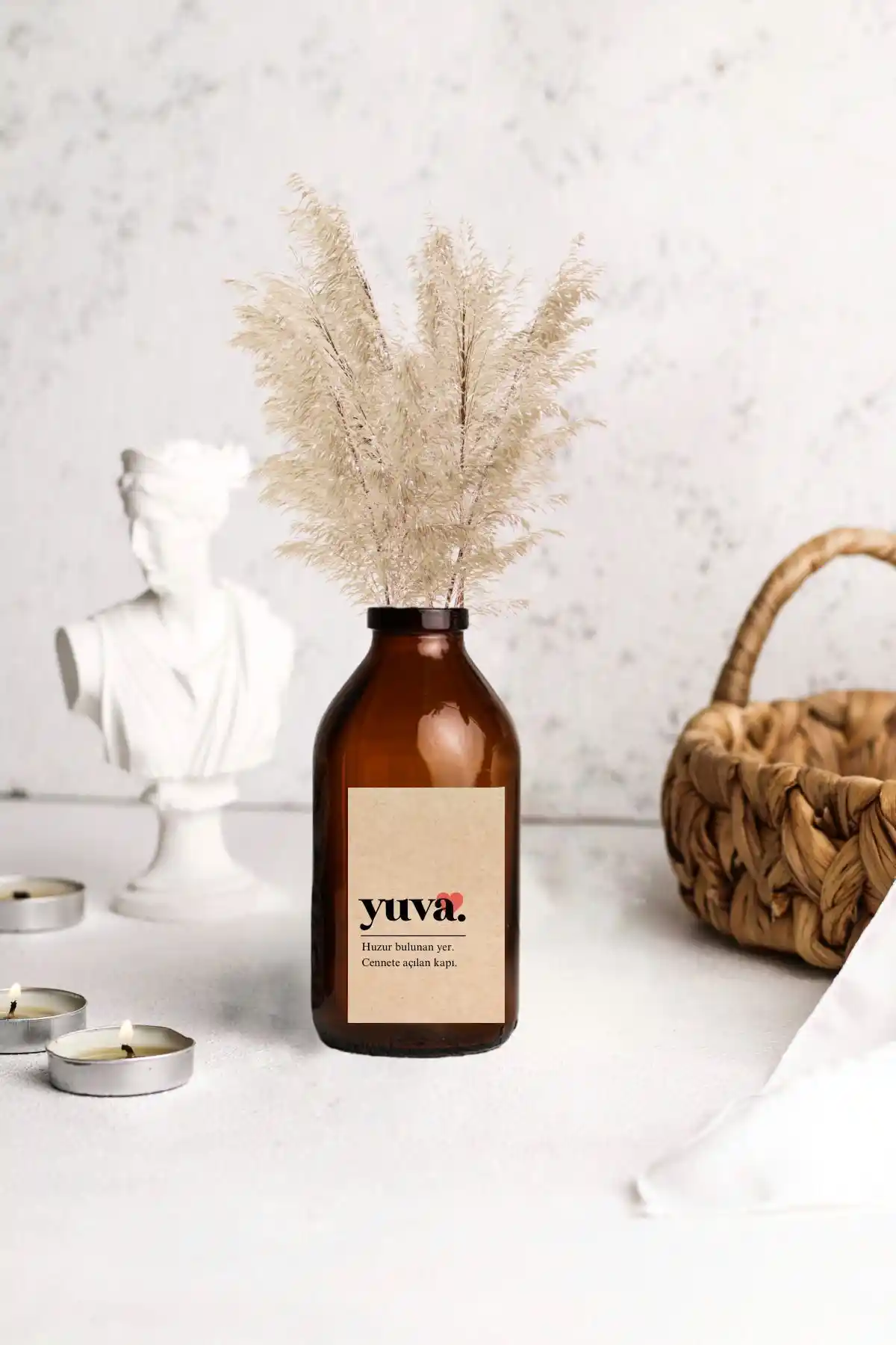 LALEZEN HOME Yuva Etiketli Amber Cam Vazo ile Estetik Dekorasyon Fırsatı