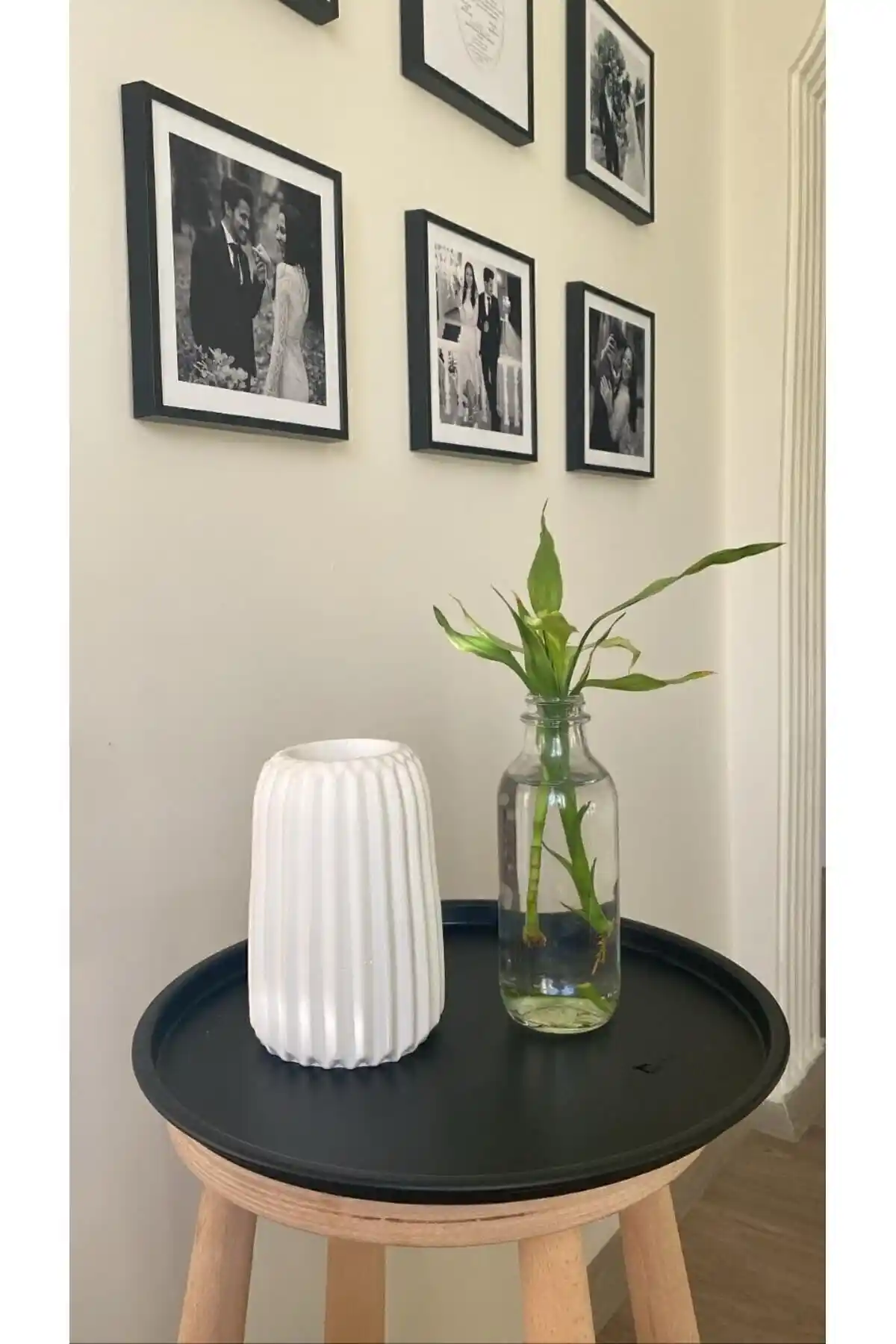 Ogish Çizgili Dekoratif Pampas Vazo: Modern Ev Dekorasyonu İçin Şıklık