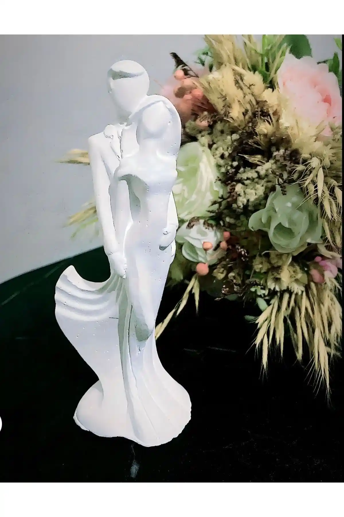 Abacıshop Sevgili Aşıklar Gelin Damat Hediyelik Biblo: Modern ve Şık Tasarım