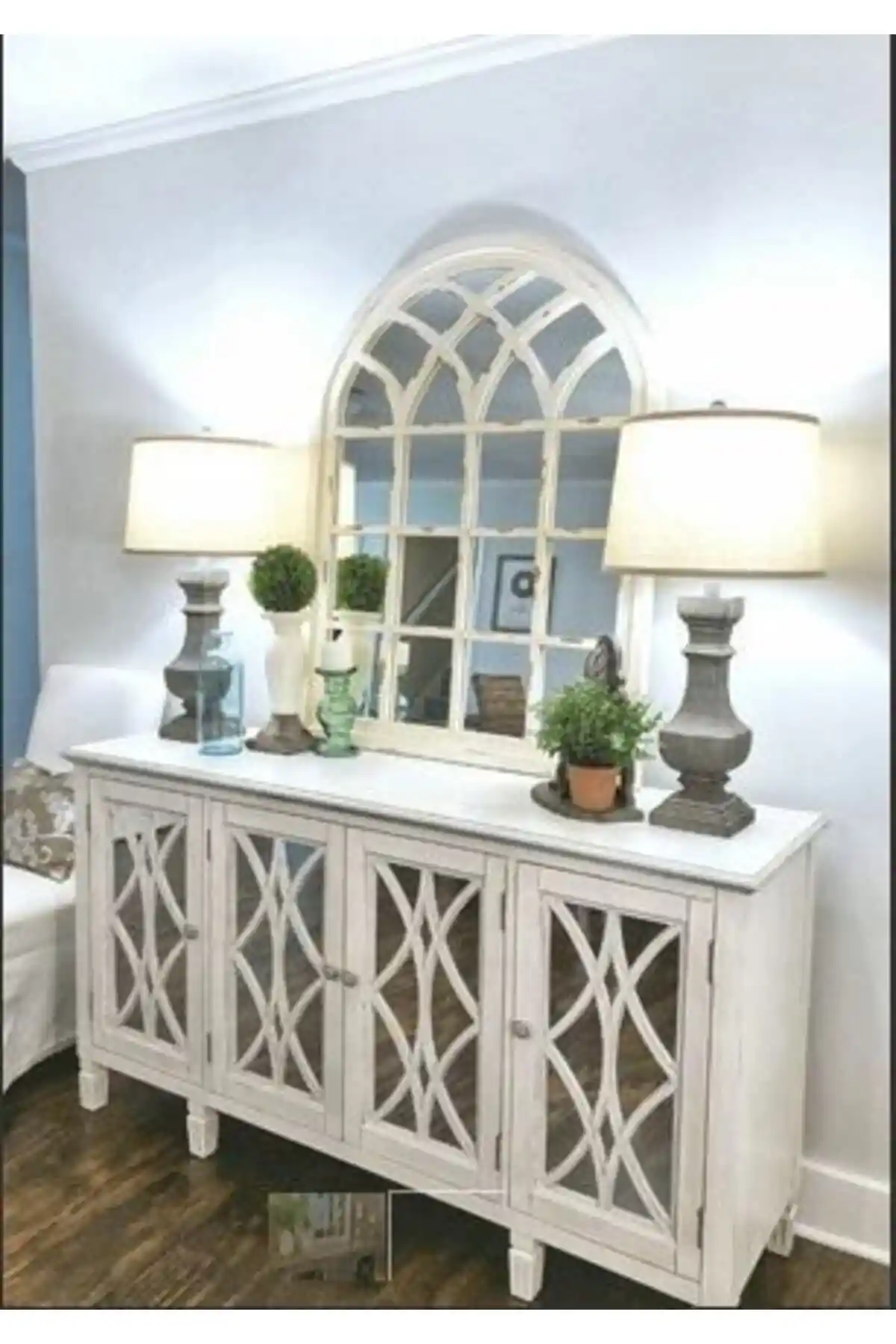 Dedeler Dekor Pencere Ayna: Şıklık ve Fonksiyonelliği Bir Arada Sunan Tasarım