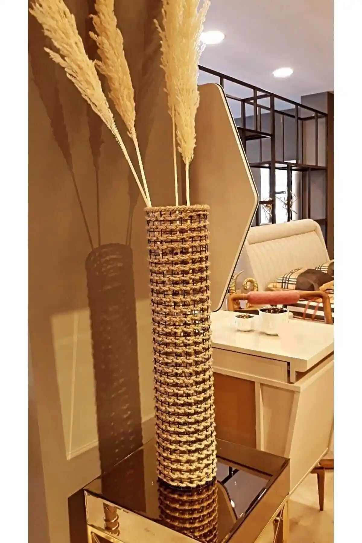 Dökopano Metal Tel Hasır Örgülü Vazo İncelemesi: Estetik ve Kullanışlı Tasarım