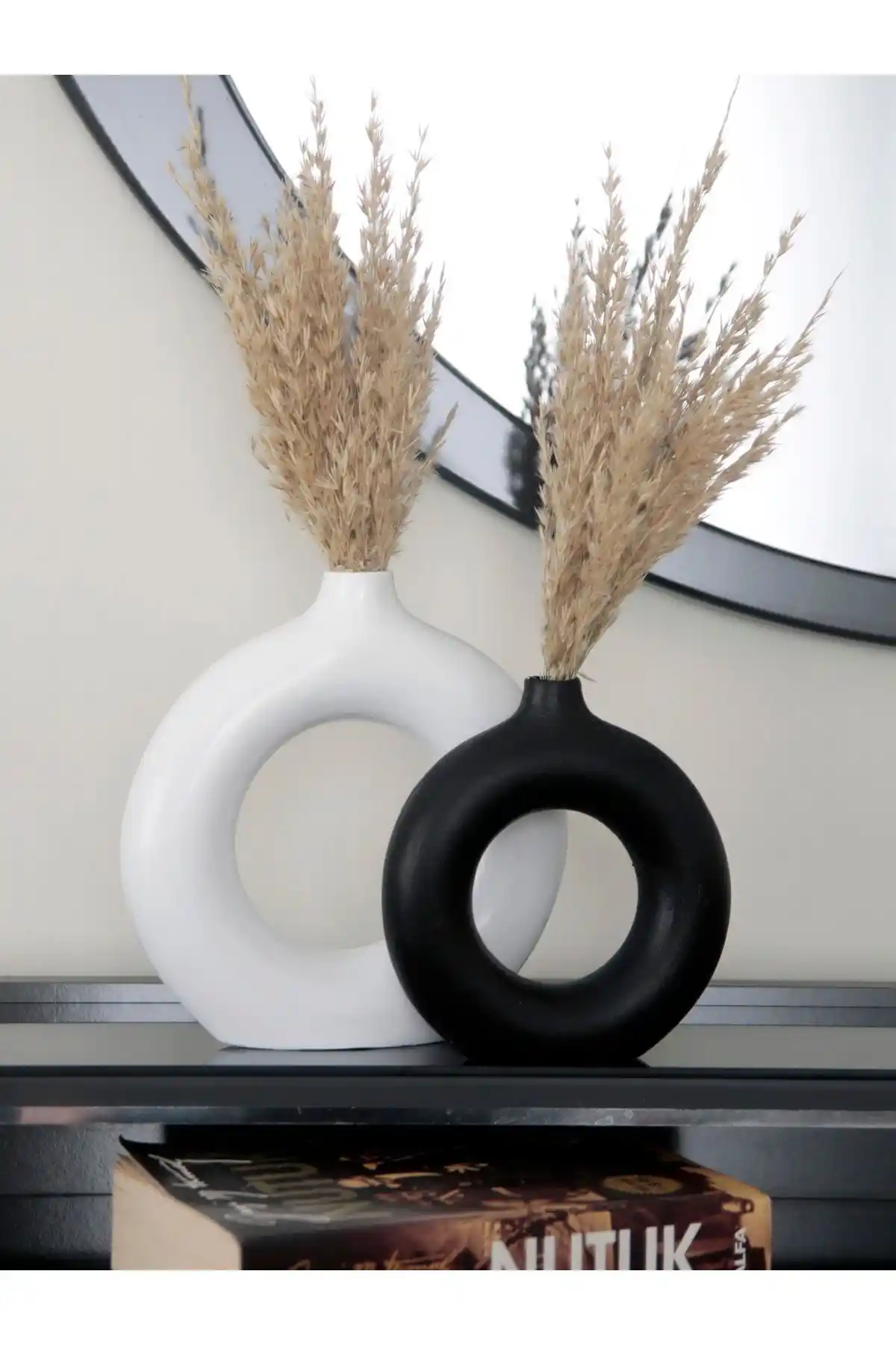 Genel Markalar Halka Vazo Dual Color Serisi: Modern Estetik ile Kullanışlı Tasarım