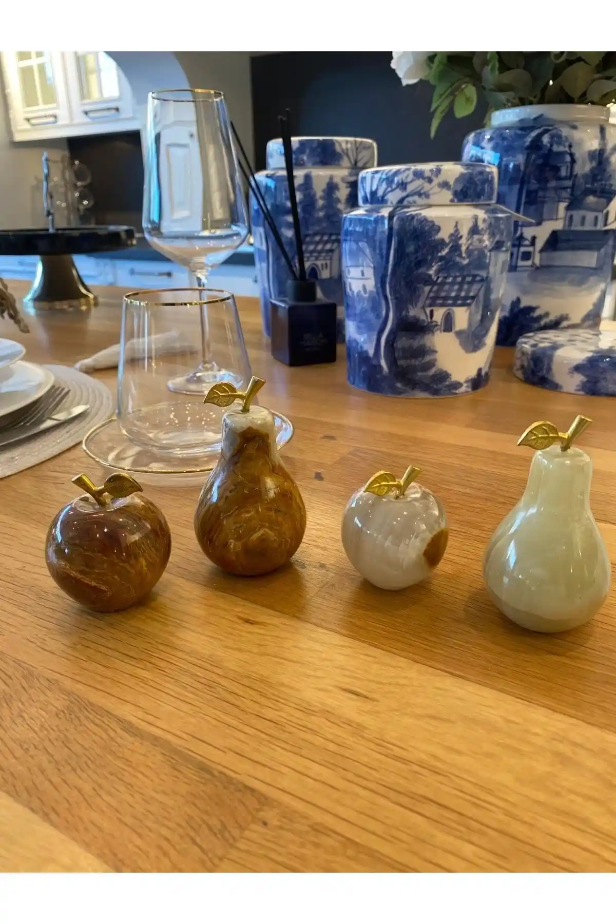 Infinity Mermer Dekoratif Renkli Elma: Ev Dekorasyonunu Zenginleştiren Doğal Şıklık