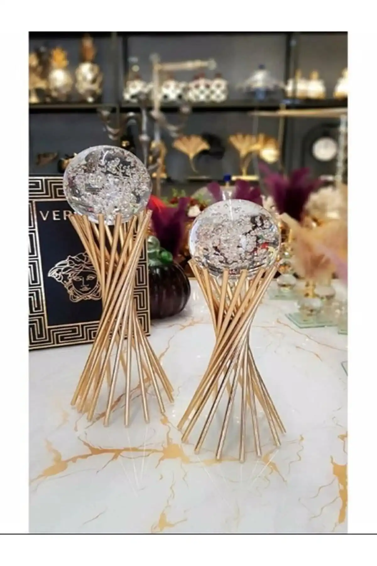 Kirat Home Design Dekoratif Altın Burmalı Çapraz Ayaklı Küre Seti: Modern Estetik