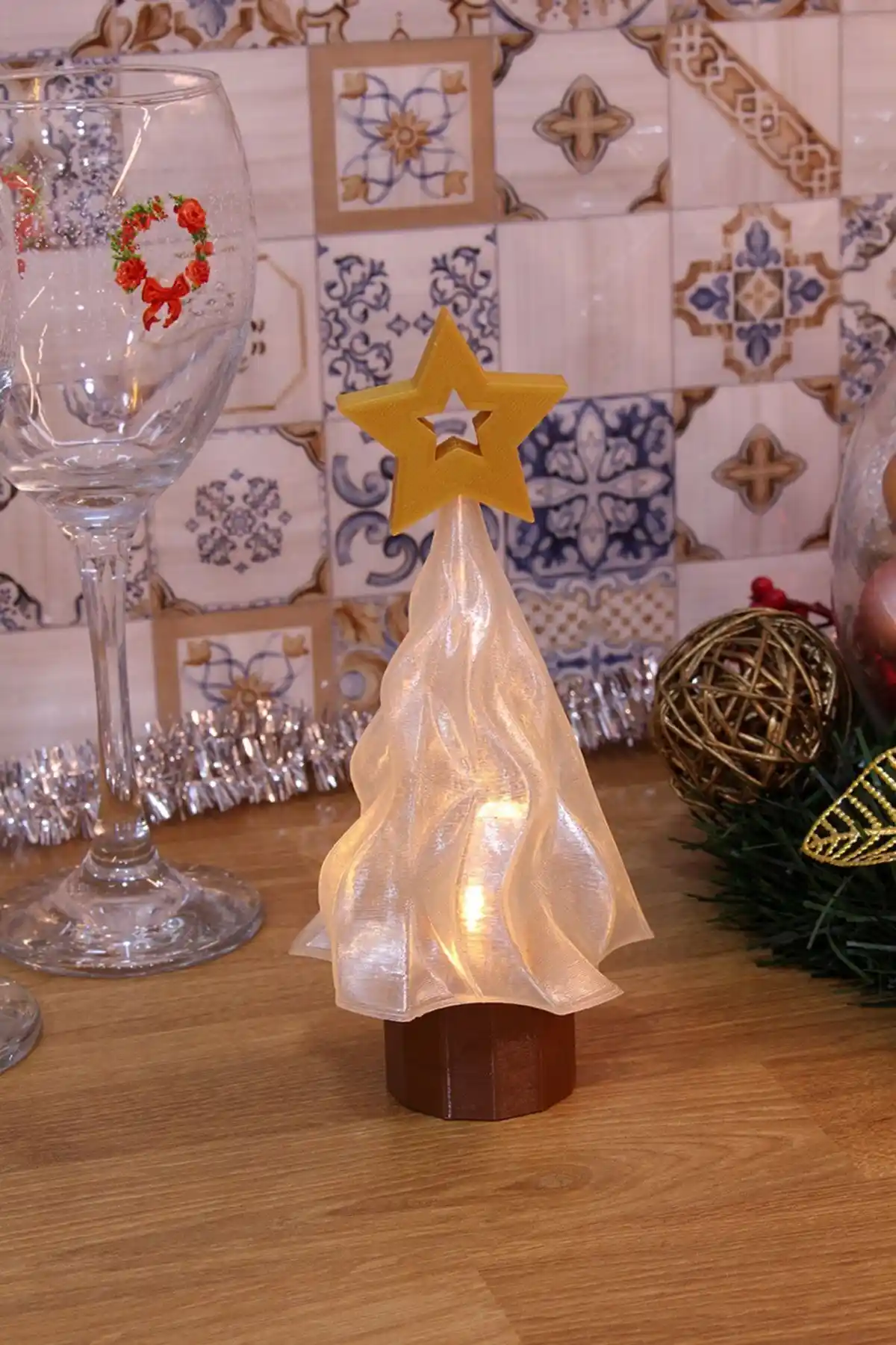 Maflen Led Mum Işıklı Yılbaşı Çam Ağacı Biblo ile Evinizi Şık Hale Getirin