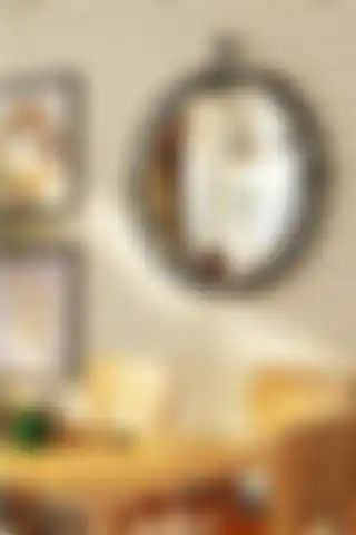 Mgs Ayna Tinatti Dekoratif Ayna: Modern Tasarım ve Sağlam Malzeme Özellikleri