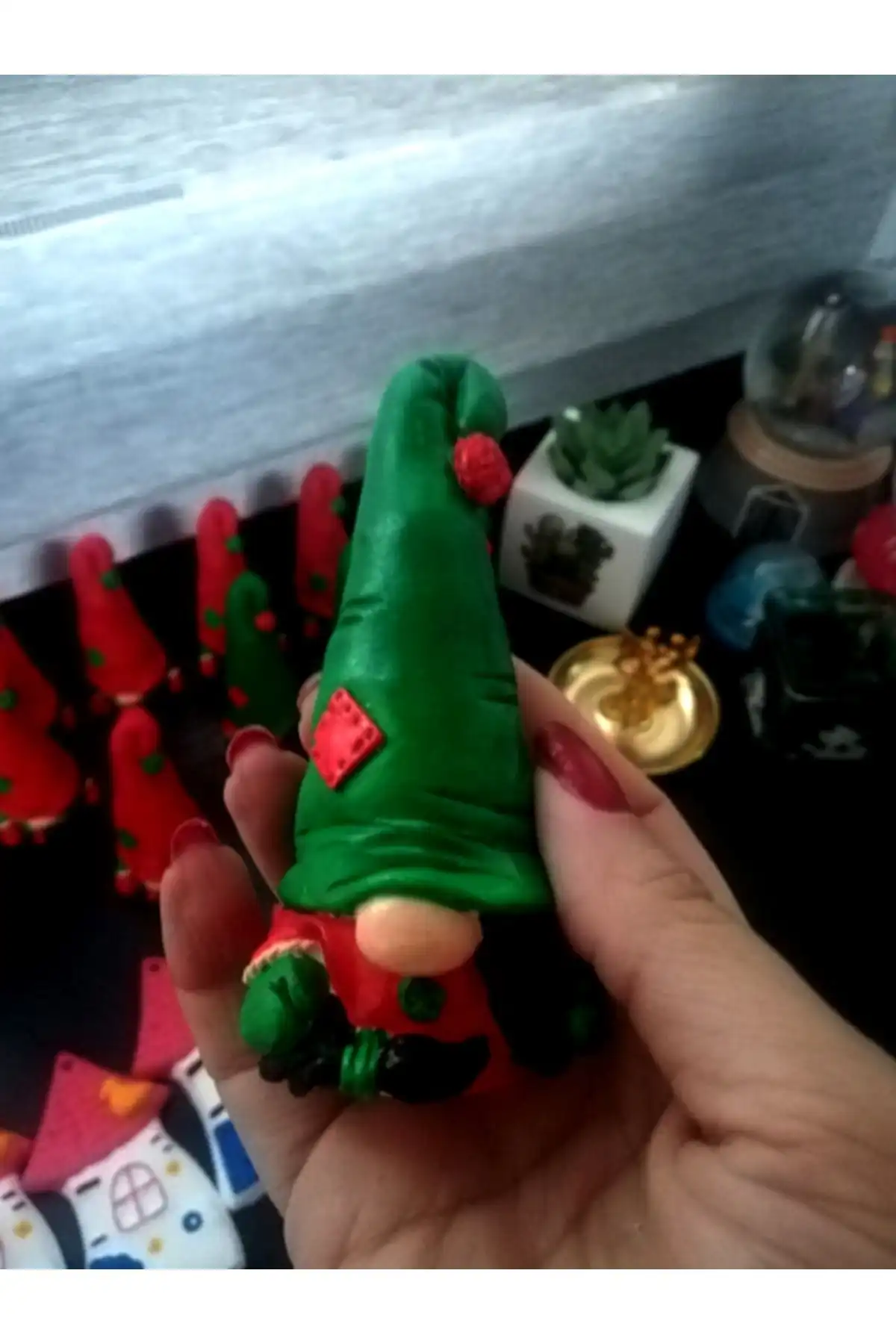Yeni Yıl Temalı Gnome Biblosu ile Evinizi veya Ofisinizi Şenlendirmenin Yolu
