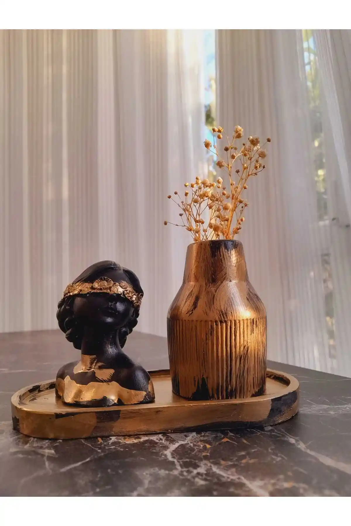 DNZ Dekor Antik Kadın Figürlü 3'lü Oval Vazo Seti ile Evinizi Şıklıkla Tamamlayın