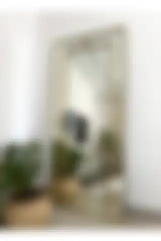 EFFE YAPI DEKOR Gold Metal Çerçeveli Dekoratif Aynanın Özellikleri ve Kullanım Alanları