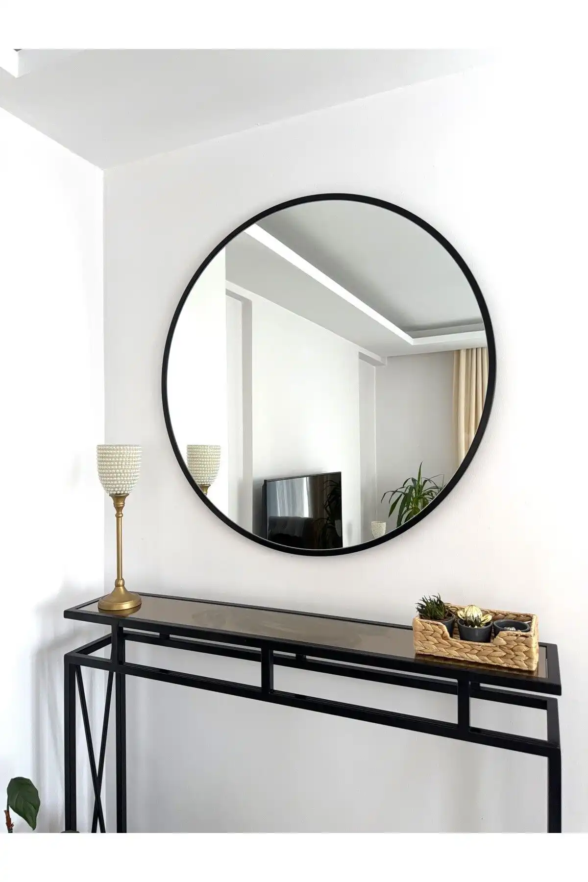 Siyah Metal Çerçeveli 90 Cm Yuvarlak Ayna ile Modern Ev Dekorasyonu