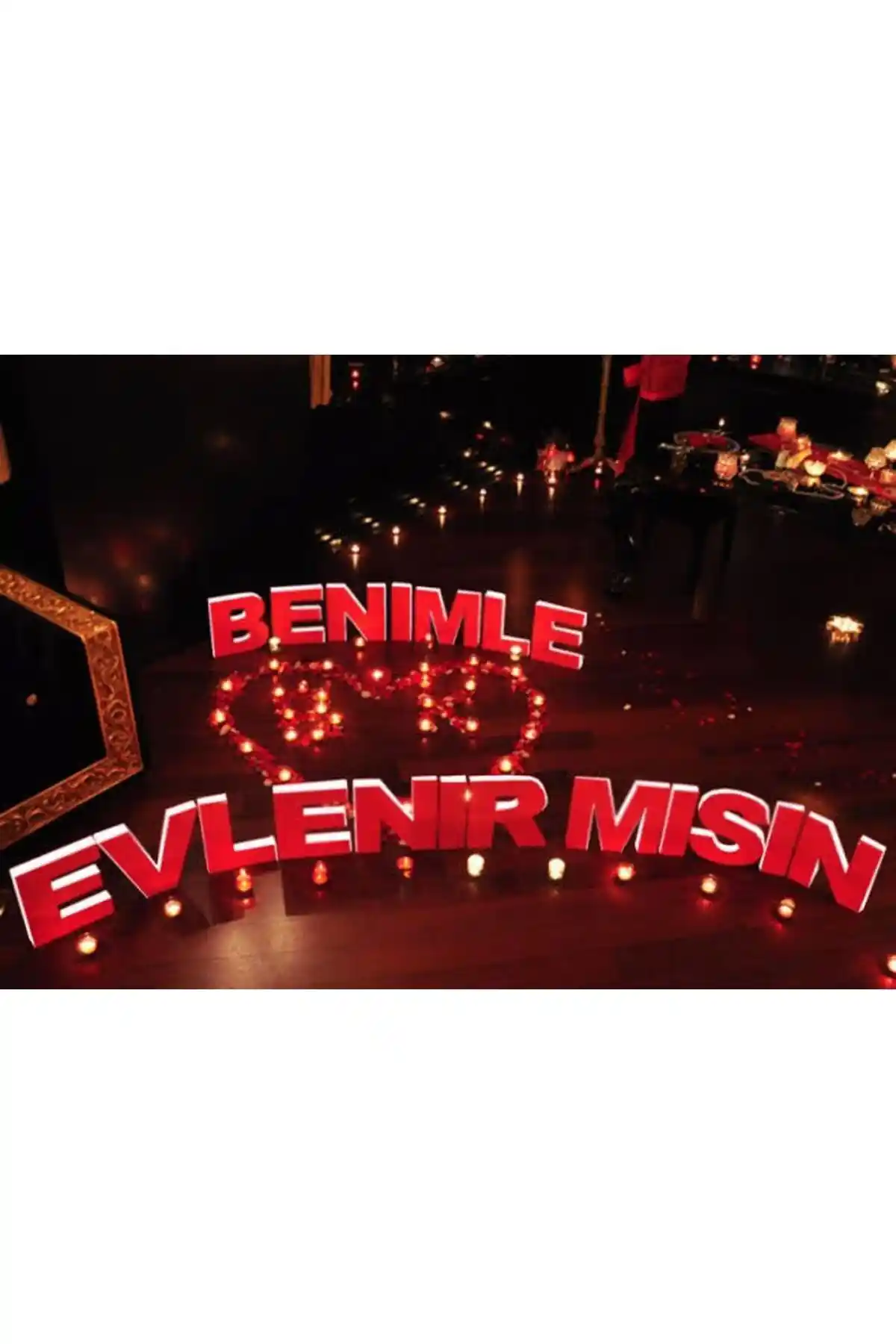 Uyarstrafor Evlilik Teklifi: Romantik Anlar İçin Şık ve Dayanıklı Seçenekler