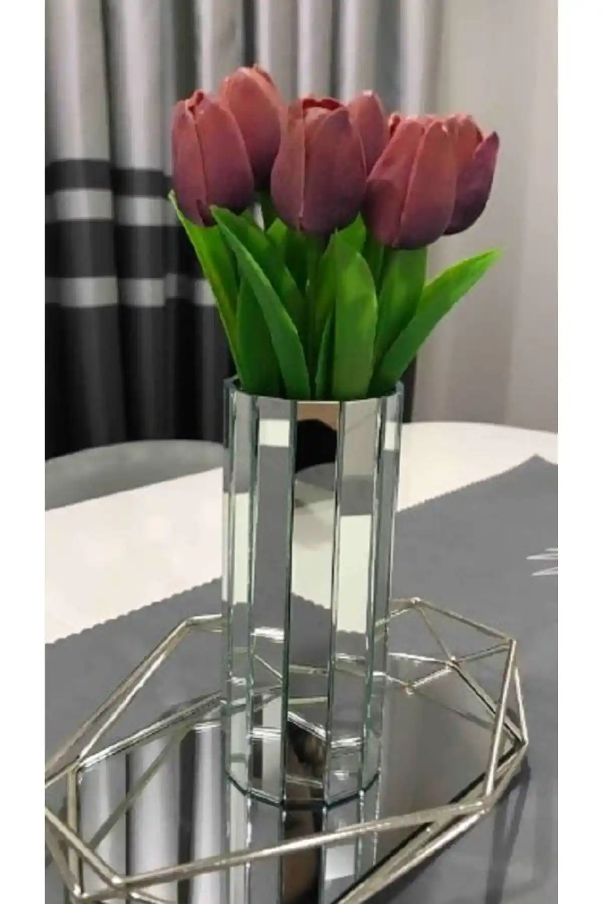 Estetik ve Modern Tasarım: Extrasepetim Gümüş Aynalı Dekoratif Vazo