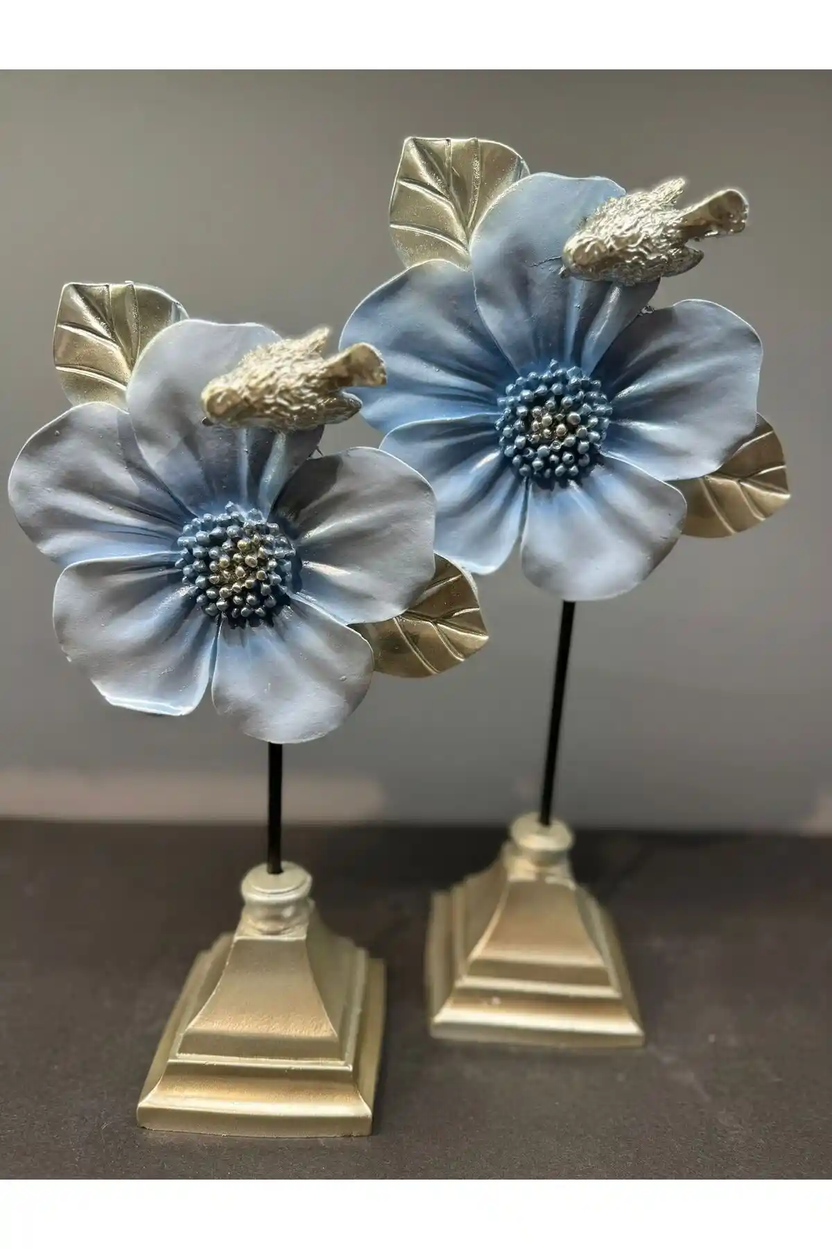 Peramari Dekoratif Polyester İkili Çiçek Aksesuarı: Mavi ve Gümüş Renklerin Uyumu