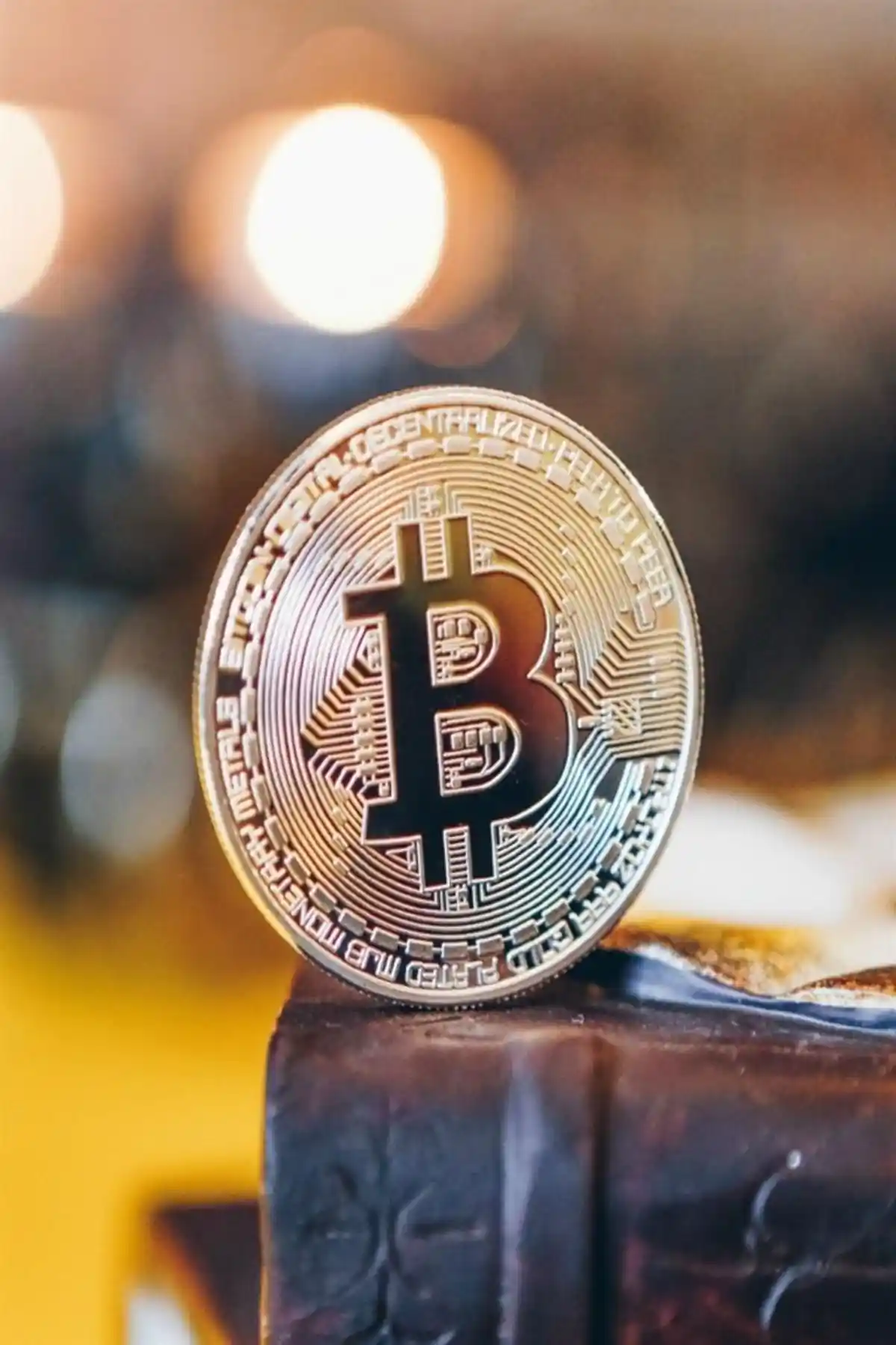 Sadan Bitcoin Madeni Hatıra Parası: Fiziksel Bir Kripto Para Temsili ve Avantajları