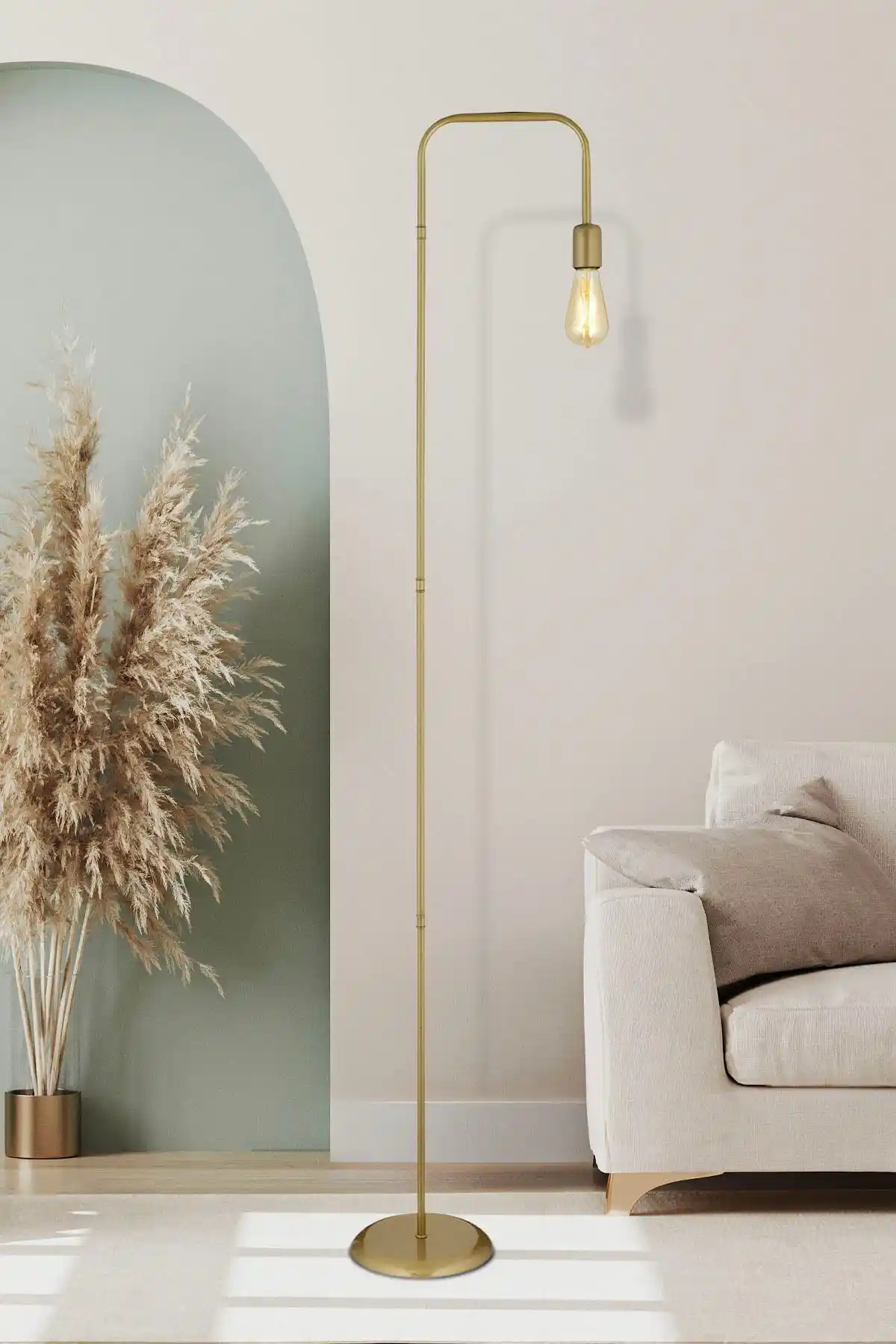 Apliqa Klara Eskitme Modern Tasarım Retro Metal Lambader ile Estetik Aydınlatma