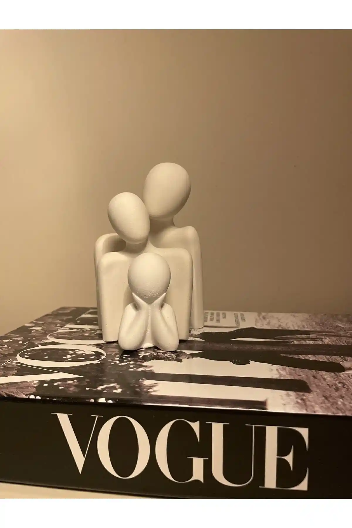 KUMS DESIGN'in Estetik ve Anlam Dolu Dekoratif Aile Objesi Hakkında Bilgilendirici İnceleme