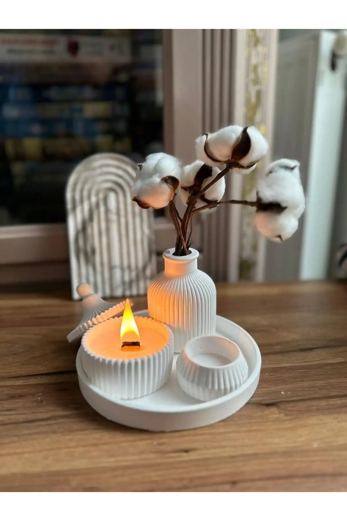 LİNECRAFT 5 Parça Beyaz Renk Vazo ve Tealightlık Aksesuar Seti İle Ev Dekorasyonuna Şıklık Katın